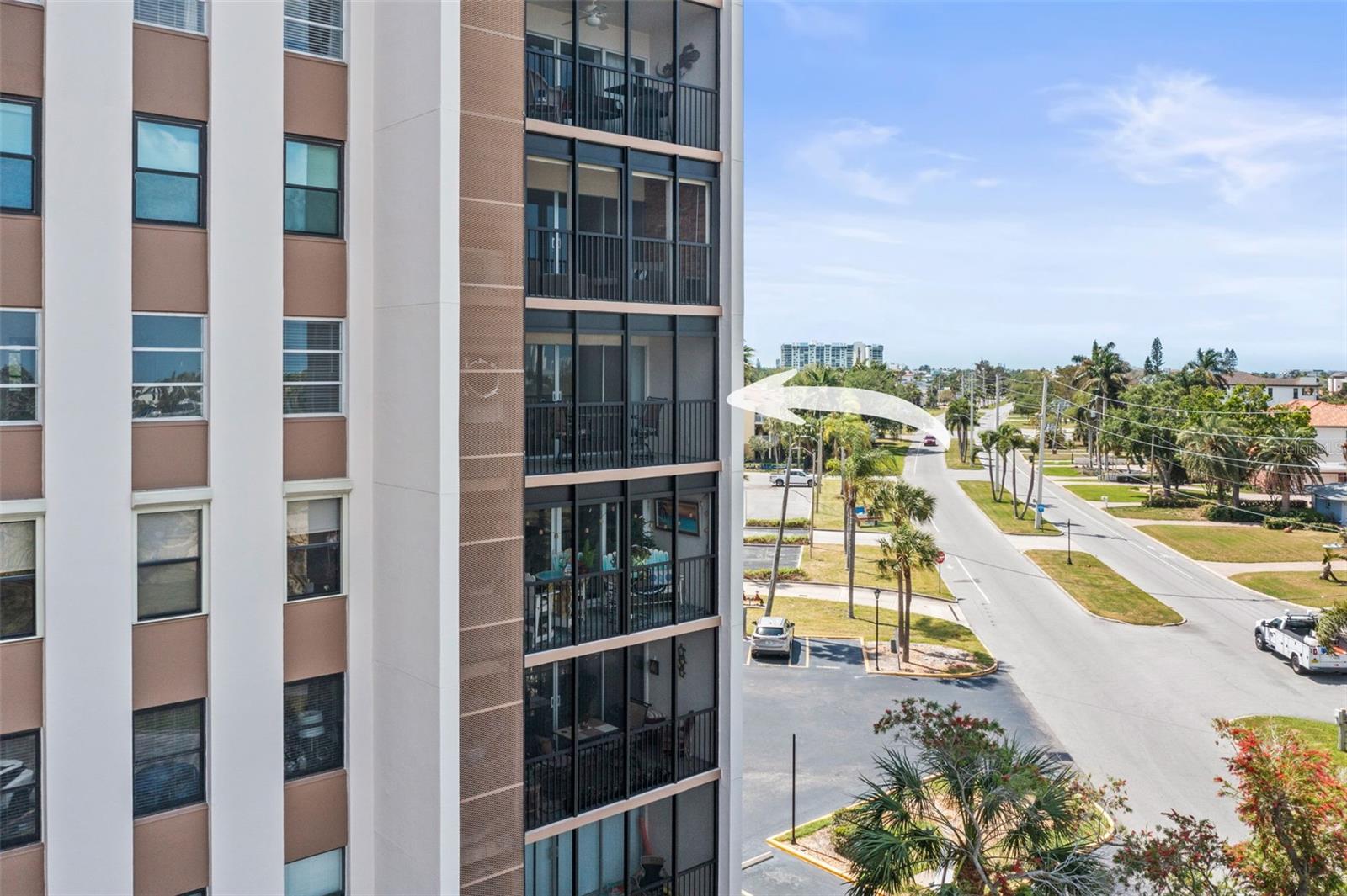 PARADISE ISLAND TOWERS CONDO - Residential