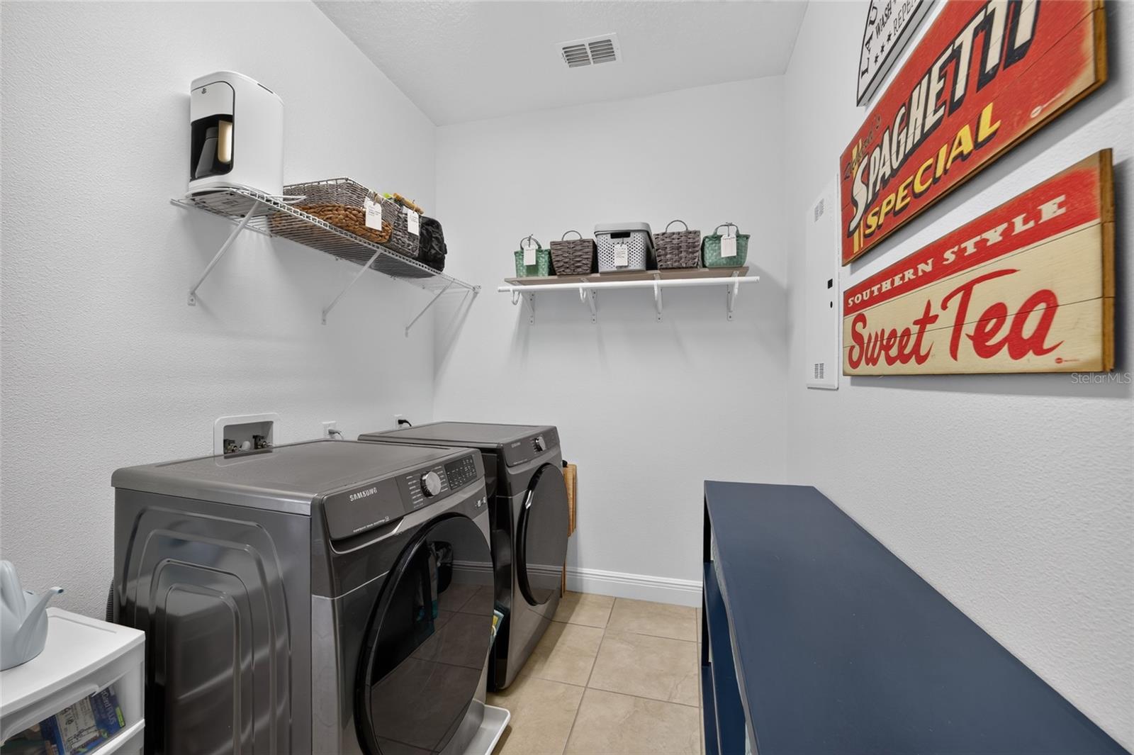 CANDLER HILLS - Residential