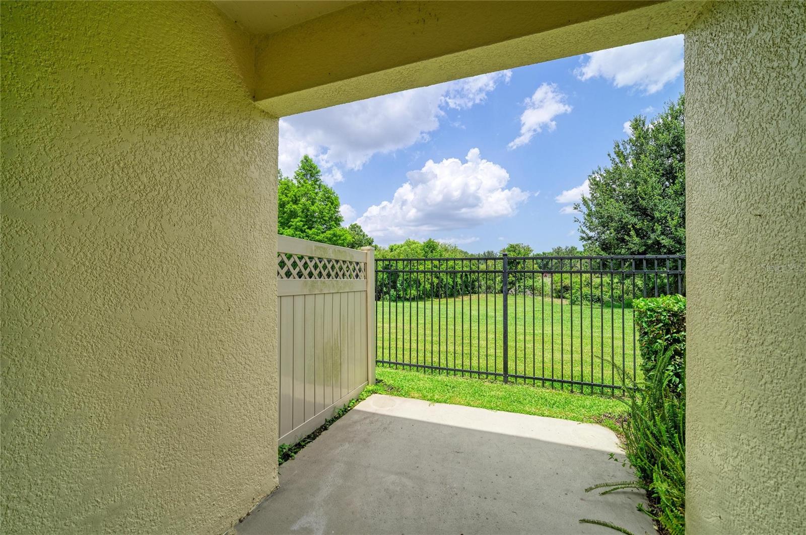CREEKWOOD TWNHMS - Residential