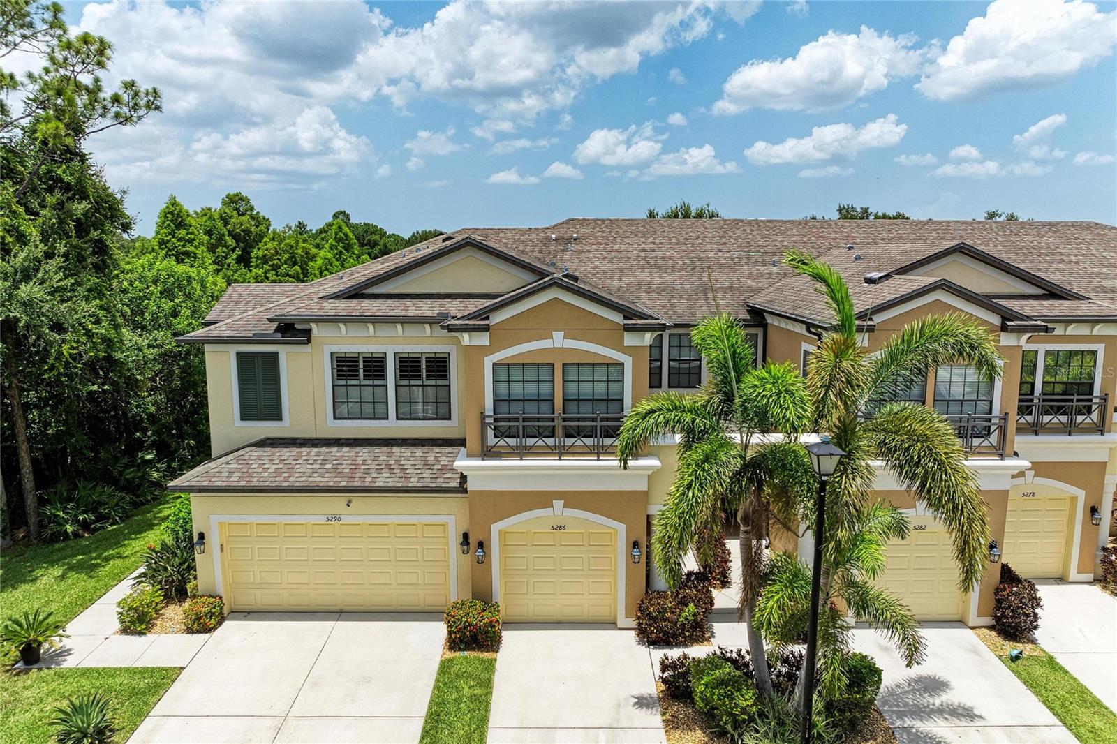 CREEKWOOD TWNHMS - Residential