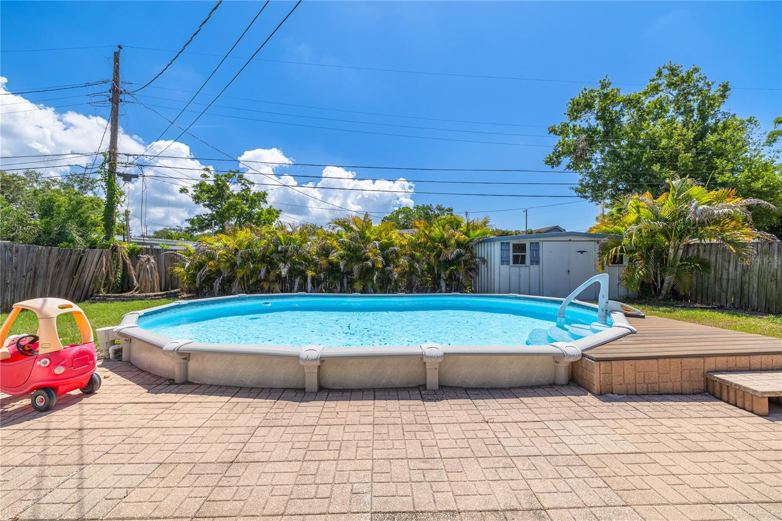 LAKE CITRUS ESTATES - Residential