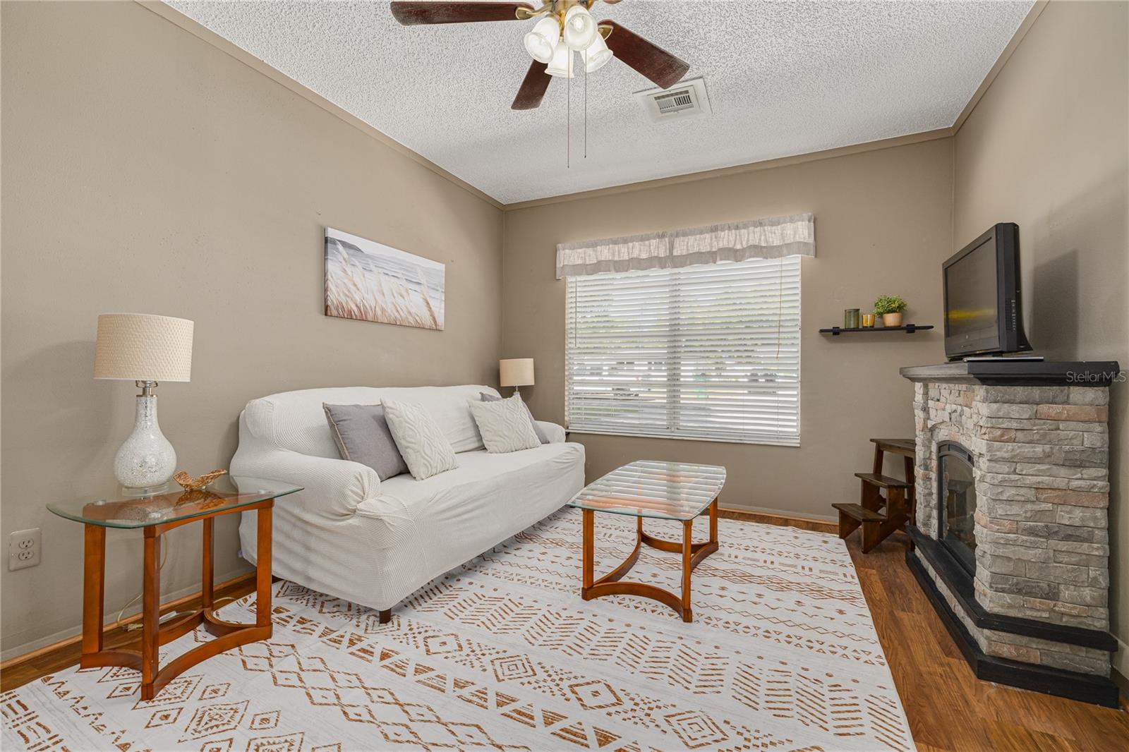 LAKE CITRUS ESTATES - Residential