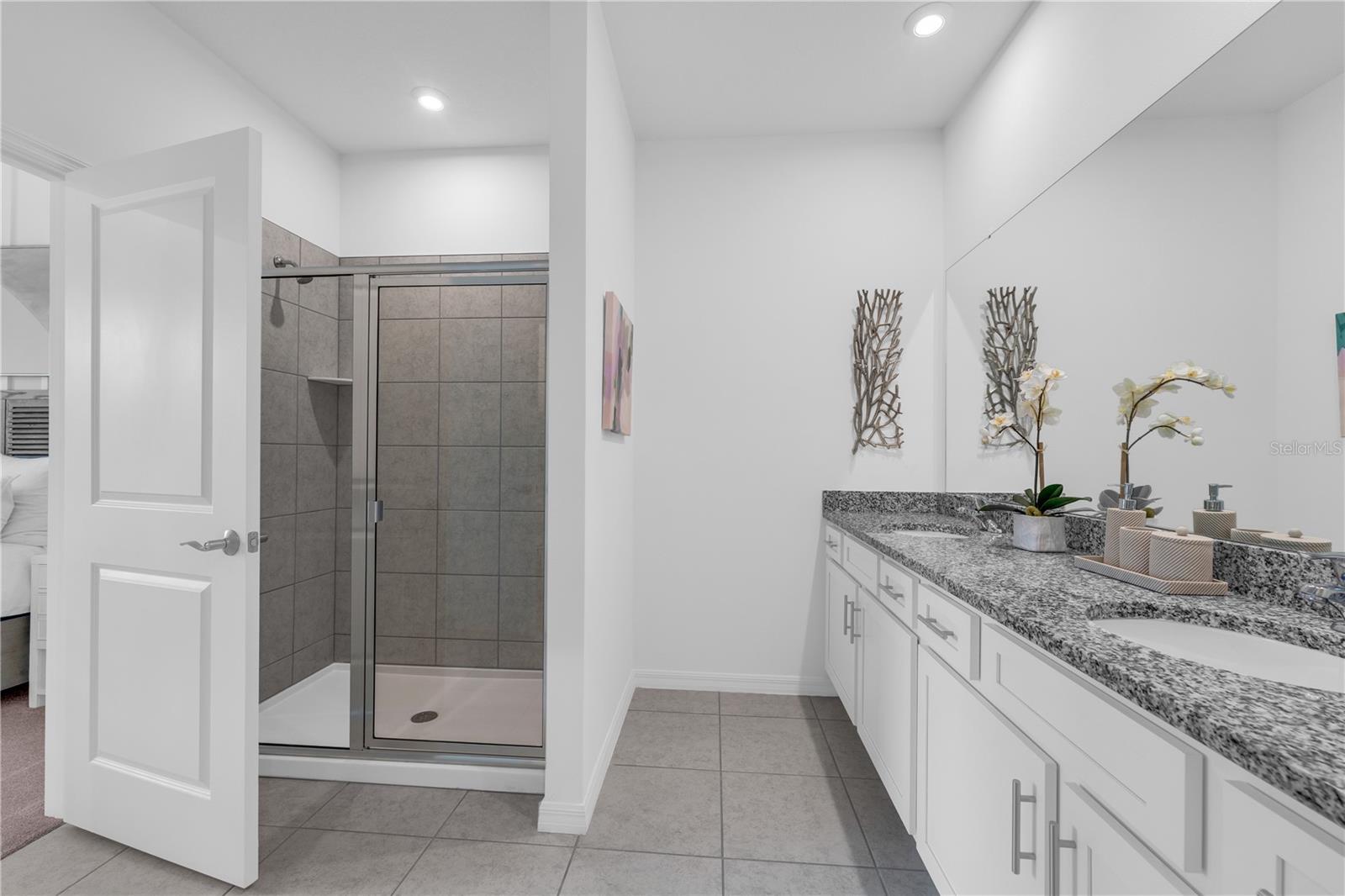 OAKFIELD TRAILS - Residential