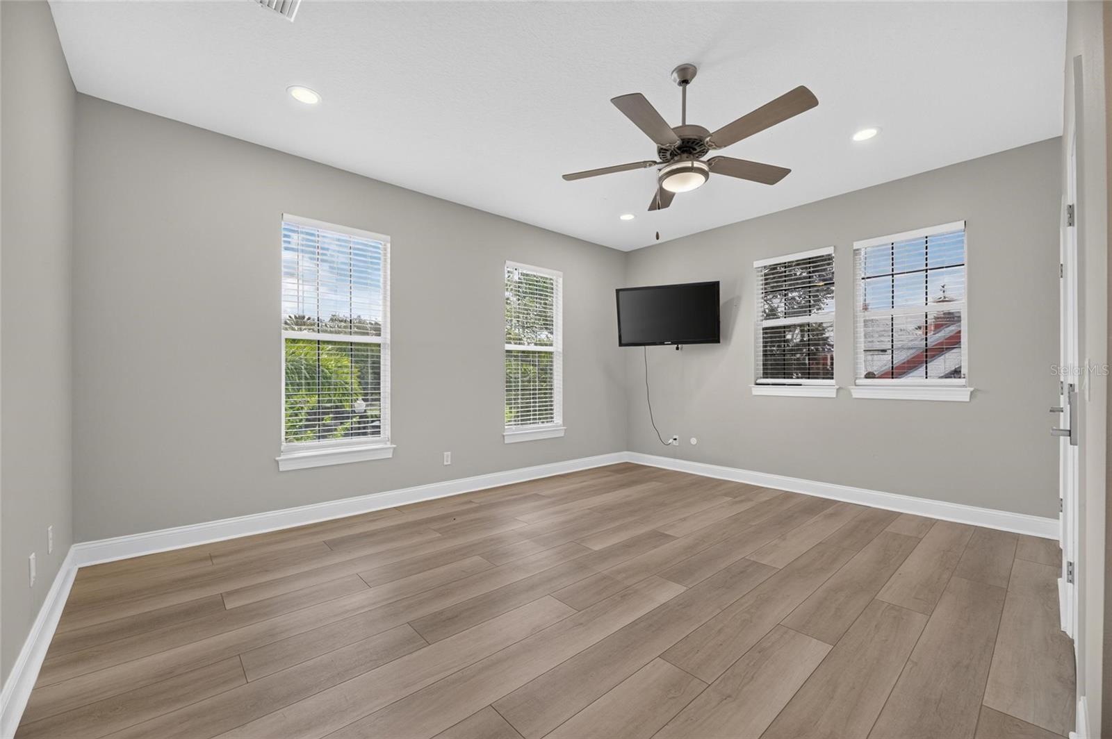 MIRABAY PRCL 5B - Residential Lease