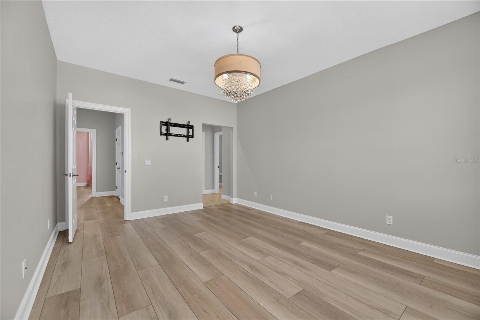 MIRABAY PRCL 5B - Residential Lease