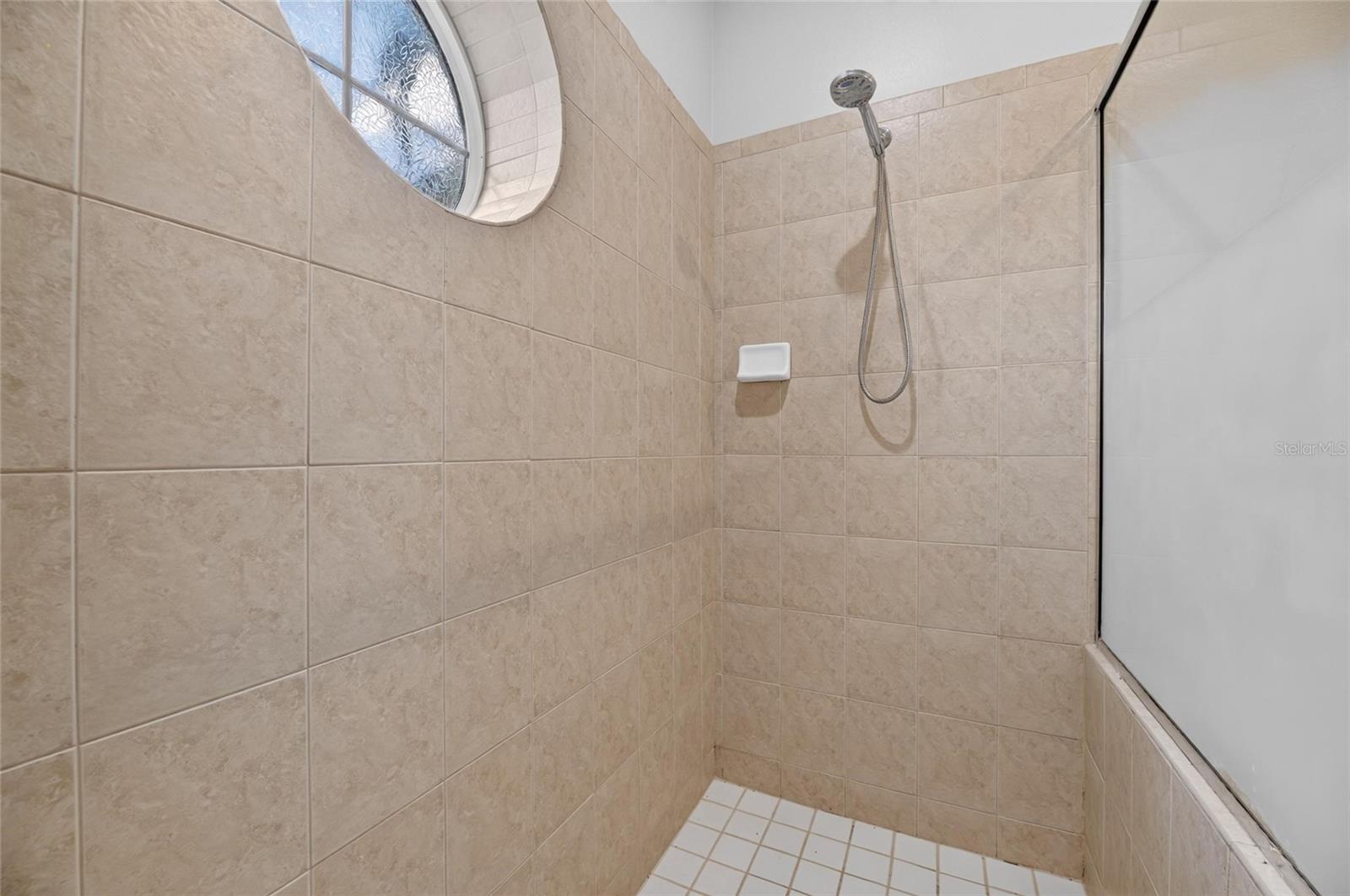 MIRABAY PRCL 5B - Residential Lease