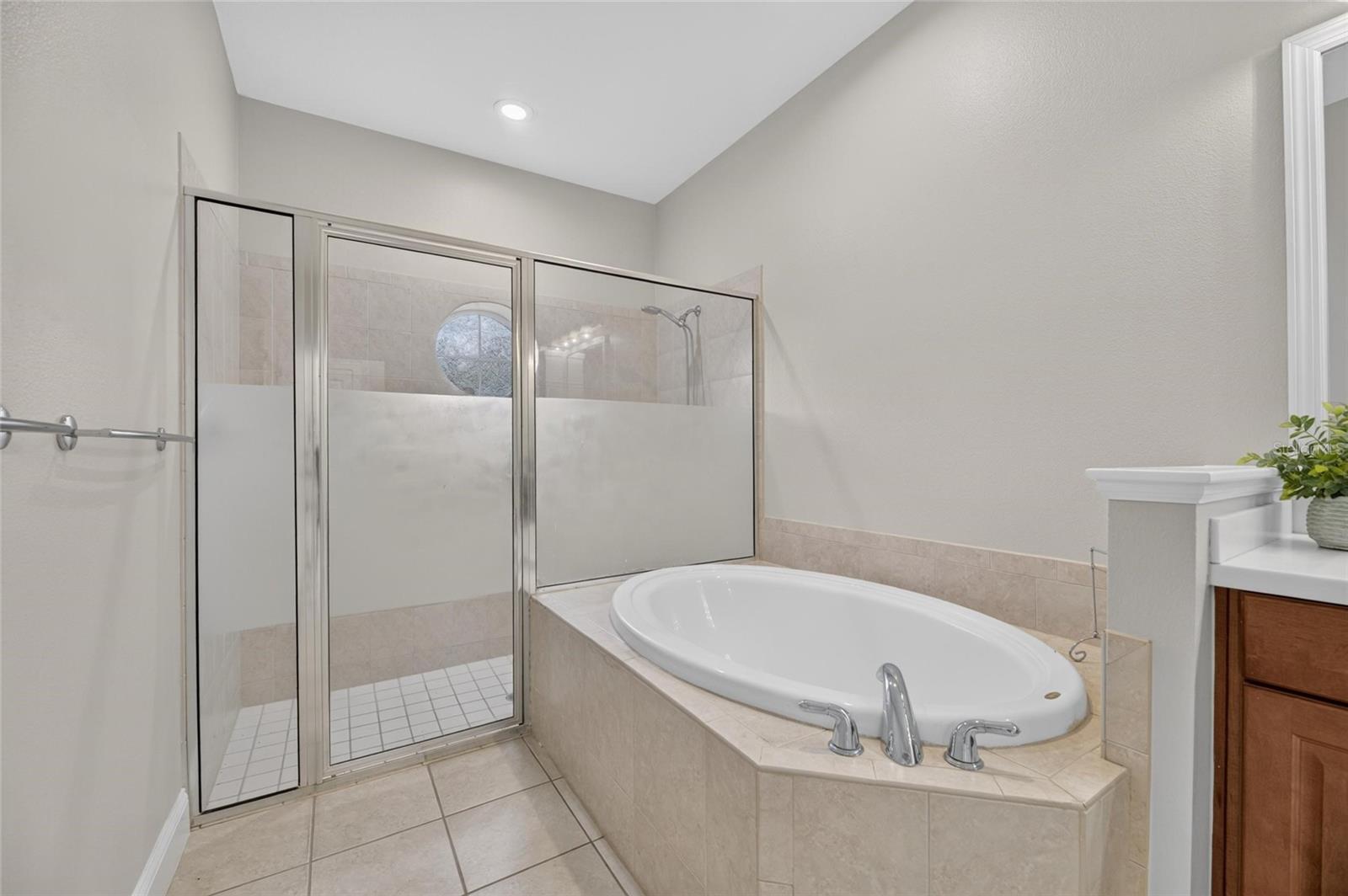 MIRABAY PRCL 5B - Residential Lease
