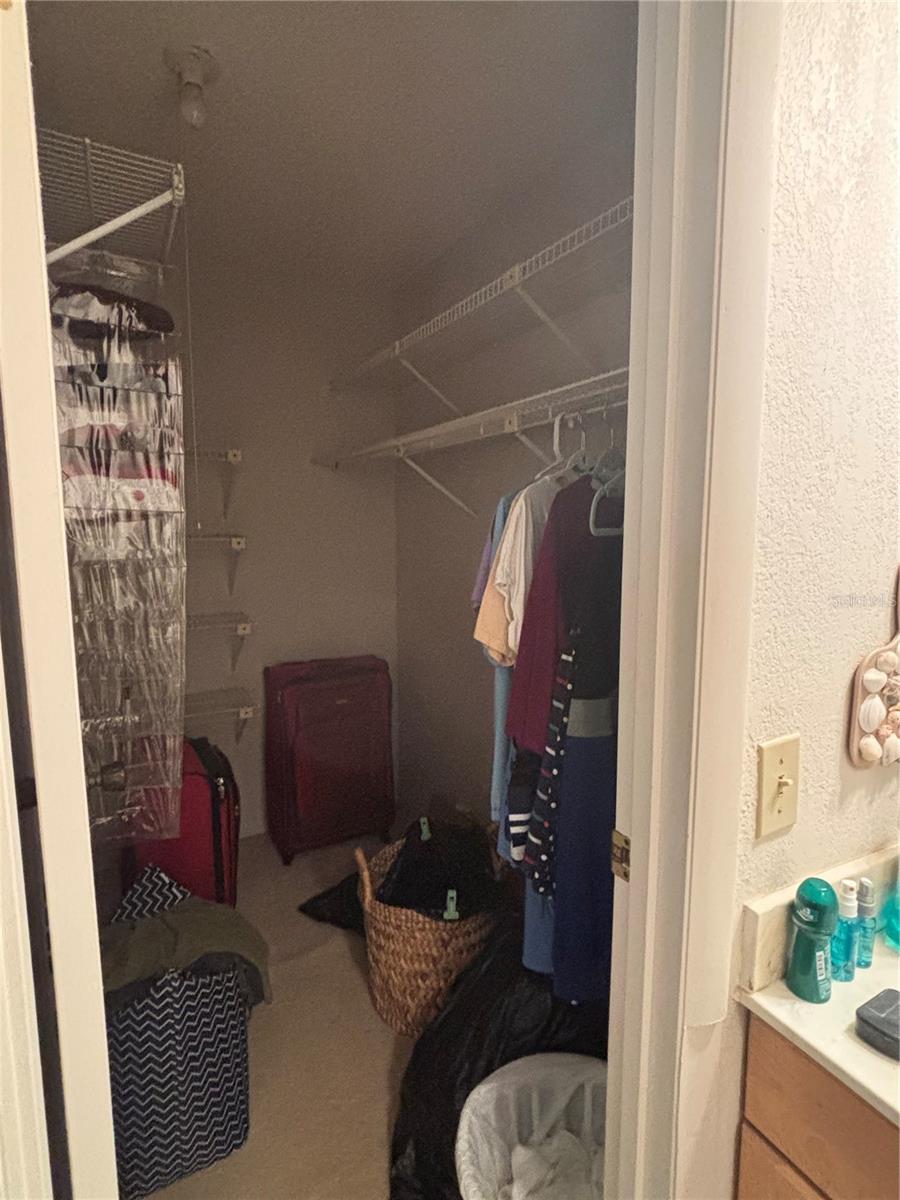 HARBOUR OAKS OF DUNEDIN CONDO - Residential