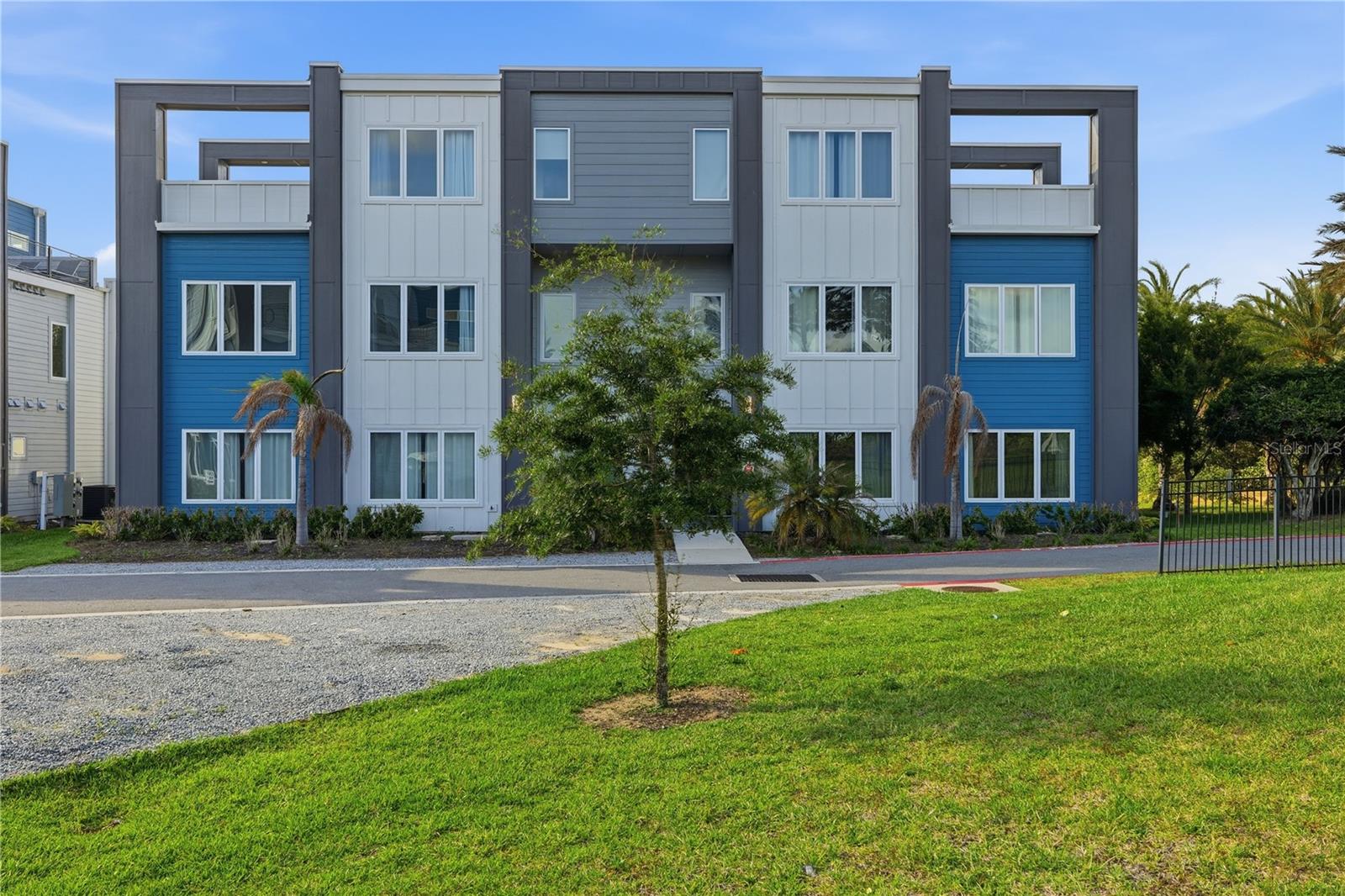 LOCATION, LOCATION, LOCATION!!!!PARKING RIGHT ON THE FRONT OF YOUR BUILDING WITH NO HASSLE PLUS RIGHT ON THE GOLF COURSE, THIS BEAUTIFUL FULLY UPGRADED 3 BEDROOMS 3 BATHROOMS CONDOMINIUM WITH INCREDIBLE , STUNNING SUNSET VIEW  RIGHT ON THE GOLF COURSE HAS IT ALL  WITH 12 FOOT CEILING,  LARGE WINDOWS WITH NATURAL LIGHTS, FEATURE 24X24 PORCELAIN FLOORING WITH QUARTZ COUNTER TOP A WATERFALL ISLAND, SAMSUNG STAINLESS STEEL APPLIANCES AND SIDE BY SIDE REFRIGERATOR WITH MODERN AND CONTEMPORARLY STYLE CABINETS. THIS CONTEMPORARY AND MODERN CONDOMINIUM WITH CORNER LOT COMES FULLY FURNISHED. THIS HOME WILL BE GREAT USE AS PRIMARY RESIDENCE OR SECOND HOME BEAUTIFULLY DECORATED OUTDOOR AWNINGS - BUILTIN LIGHTS TO ENJOY REAL FLORIDA OUTDOOR LIFESTYLES WITH MILLION DOLLAR VIEW  ,PICTURE PERFECT TO UNWIND AND ENJOY  LIFE. THIS GORGEOUS CONDOMINIUM IS LOCATED INSIDE RENION RESORT WITH PRIVATE THREE PGA GOLF COURSES: JACK NICKLAUS, TOM WATSON AND ARNOLD PLAMER IN ADDITION TO THIS MEMBERSHIP, YOU HAVE ACCESS TO PRIVATE WATER PARK WITH LAZYRIVER TO COOLOFF AFTER LONG DAY AT THE PARK OR SIMPLY GRAB QUICK BITES AT RESTAURANT LOCATED ON THE ROOFTOP AT ELEVEN FLOOR OVERLOOKING EPCOT CENTER WHERE YOU CAN SEE BEAUTIFUL LUMINOUS FIREWORKS.IF YOU ARE FEELING MORE FORMAL OR ON BUSINESS TRIP YOU CAN HEAD TO THE FINE DINING THE CHOP STEAKHOUSE RESTAURANT AT THE GRAND HOTEL OR SIMPLY MEET FRIENDS TO ENJOY CASUAL COCKTAIL AT SUSHI BAR. IN ADDITION TO THE WATER PARK, REUNION HAS 14 SWIMMING POOLS THROUGHOUT THE RESORT, MINIATURE GOLF COURSE, GOLF CARTS STATION, TENNIS COURSE, LEADBETTER GOLFZON,STARBUCKS, SHOPS AND OF COURSE THE TRADITION CLUBHOUSE OVERLOOKING AT THE 18TH FAIRWAY TO ENJOY SUNDAY BRUNCH . THIS ONE OF KIND CONDOMINIUM COMES WITH TRANSFERABLE ACTIVE MEMBERSHIP SO YOU CAN ACCESS ALL THOSE AMENITIES AND START CREATING MEMORIES!!!