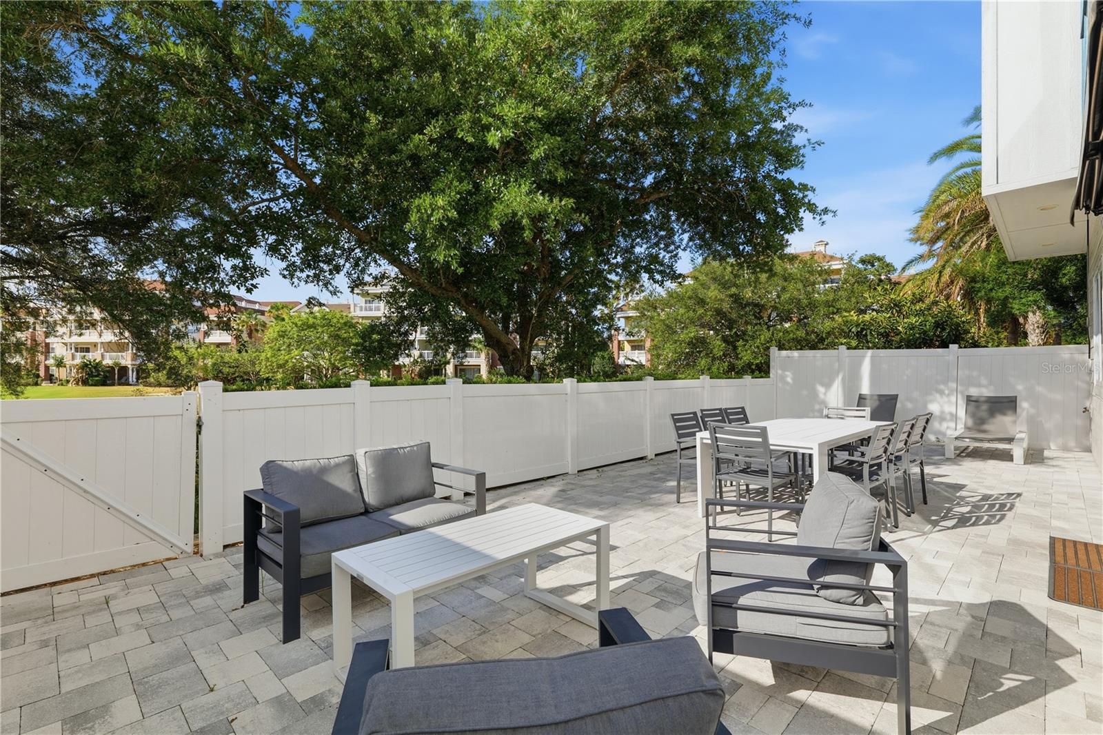 SPECTRUM AT REUNION CONDO PH 13 - Residential