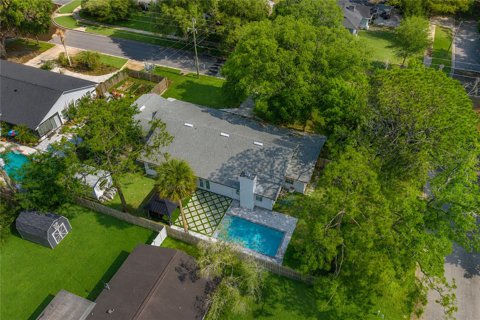 WINTER GARDEN SHORES FIRST ADD - Residential