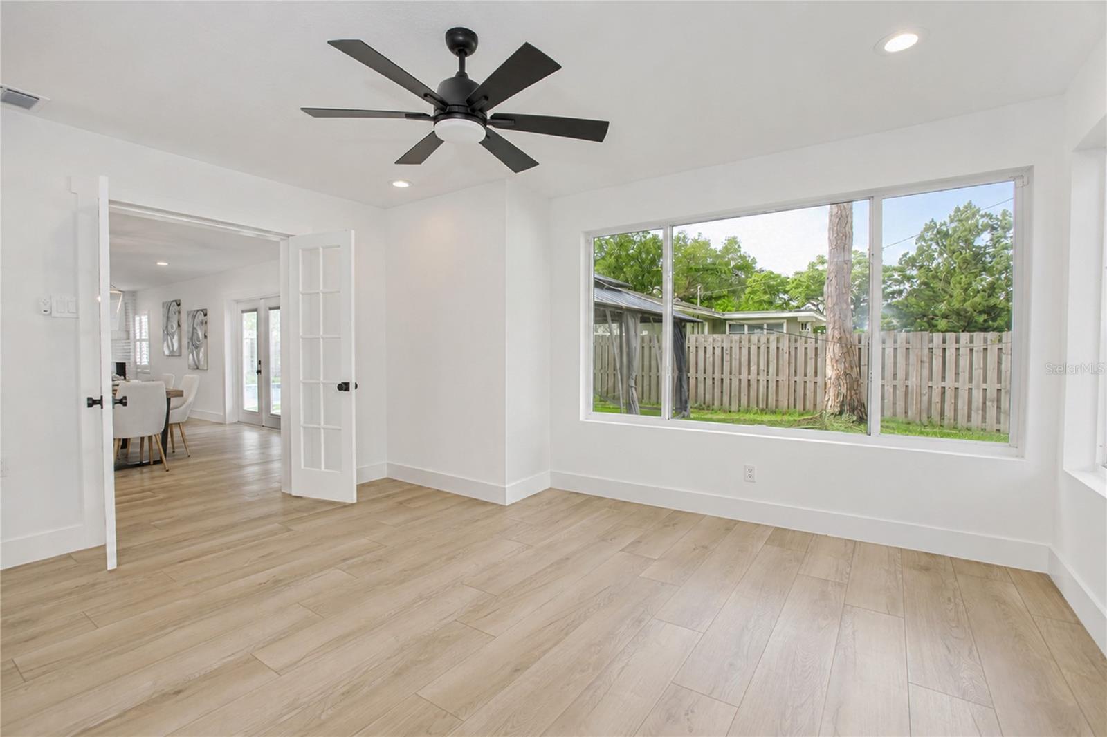 WINTER GARDEN SHORES FIRST ADD - Residential