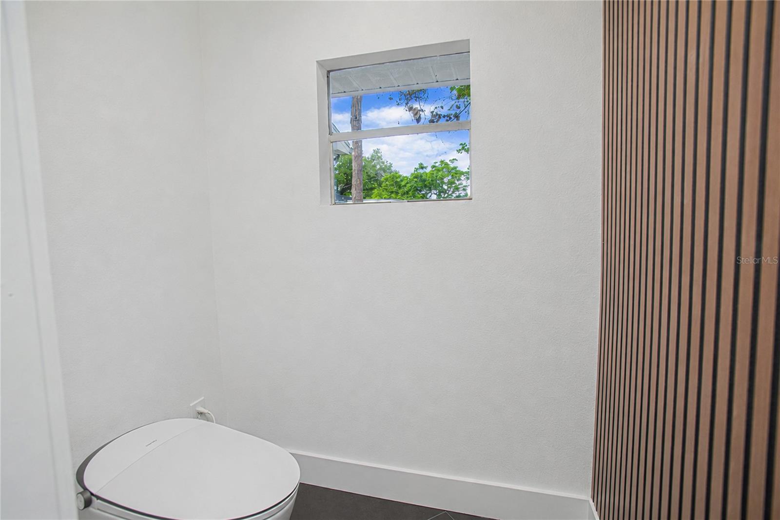 WINTER GARDEN SHORES FIRST ADD - Residential