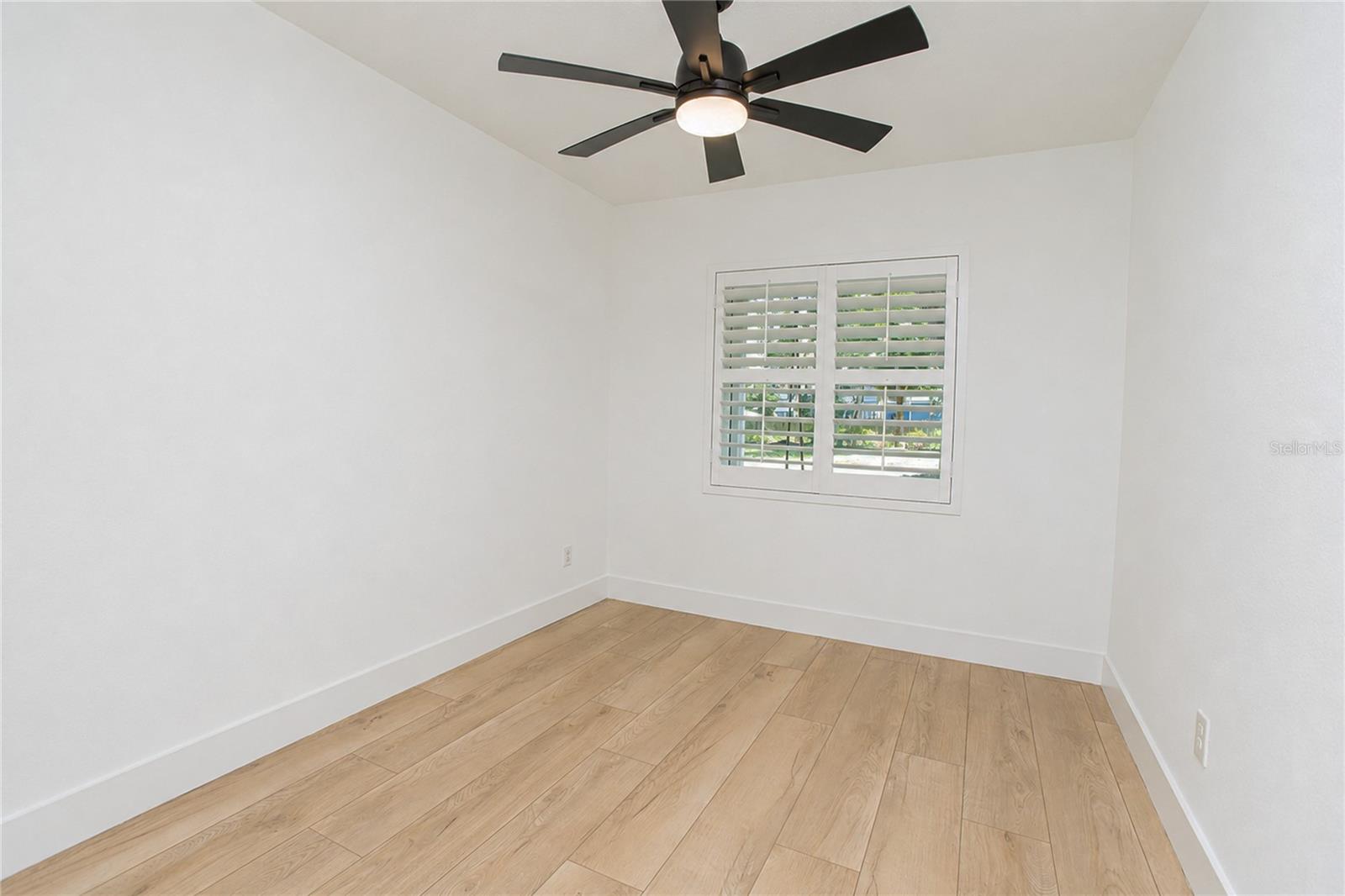 WINTER GARDEN SHORES FIRST ADD - Residential
