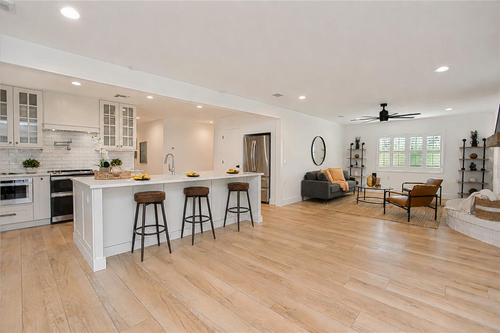 WINTER GARDEN SHORES FIRST ADD - Residential