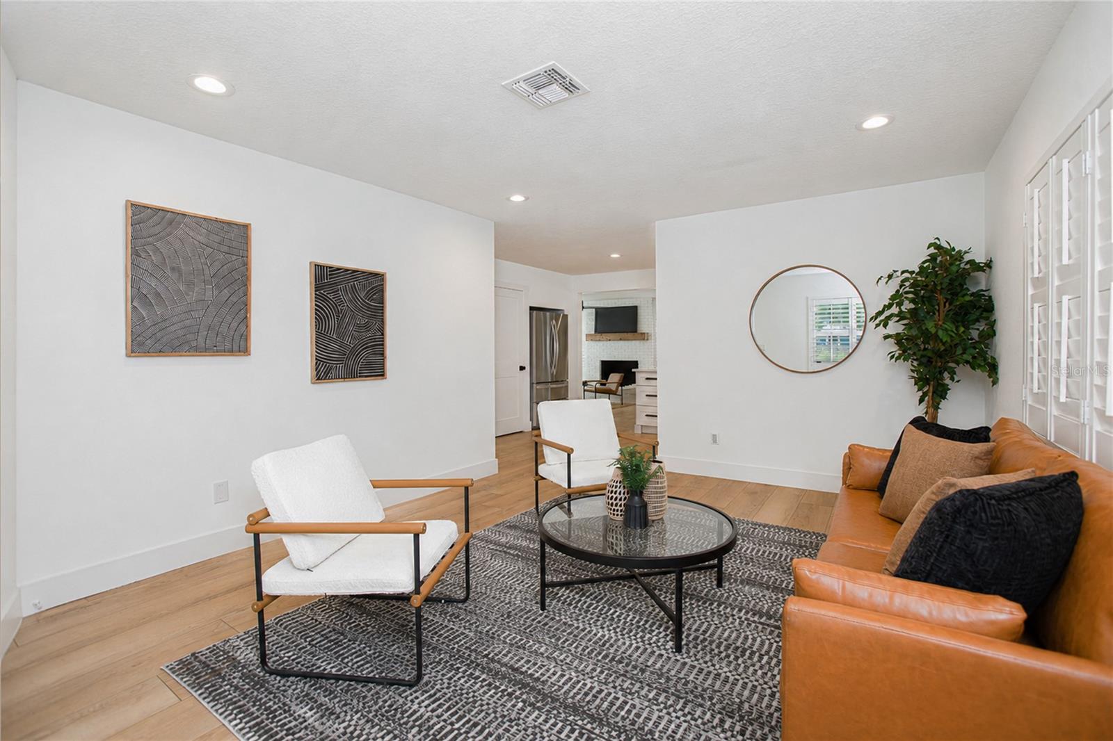 WINTER GARDEN SHORES FIRST ADD - Residential