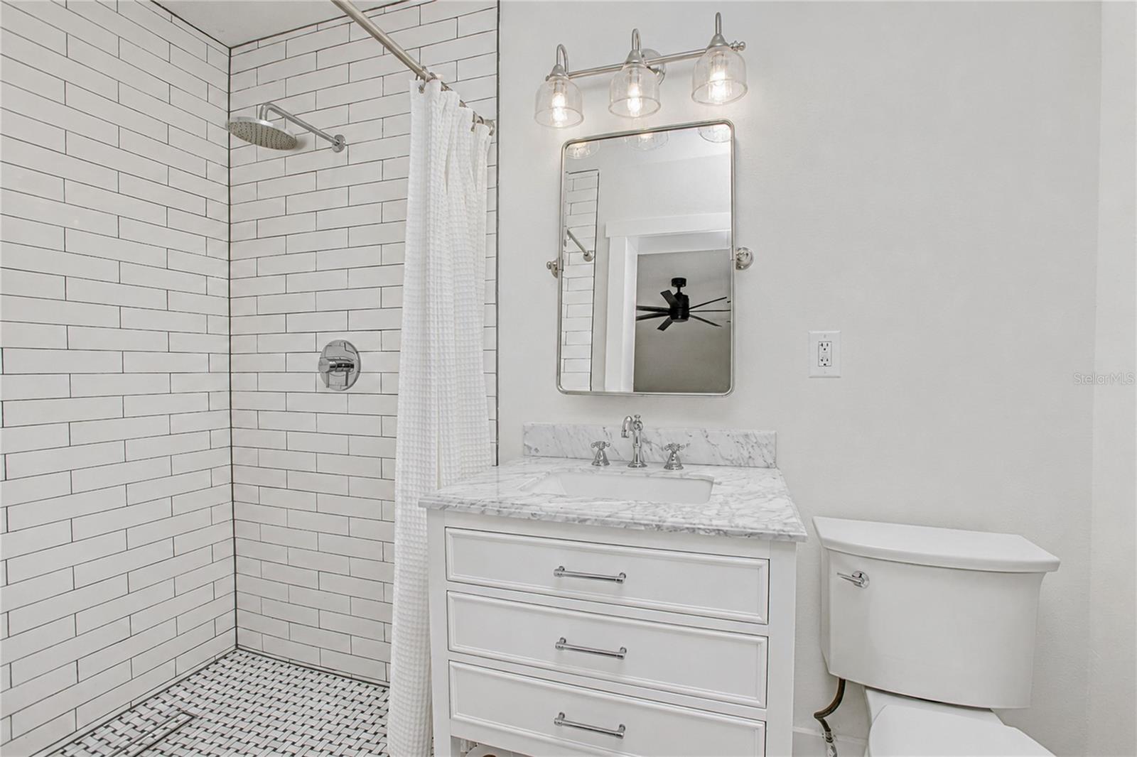 WINTER GARDEN SHORES FIRST ADD - Residential