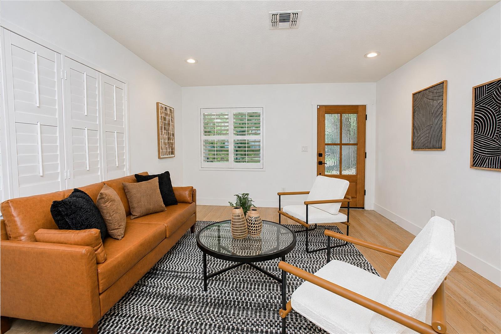 WINTER GARDEN SHORES FIRST ADD - Residential