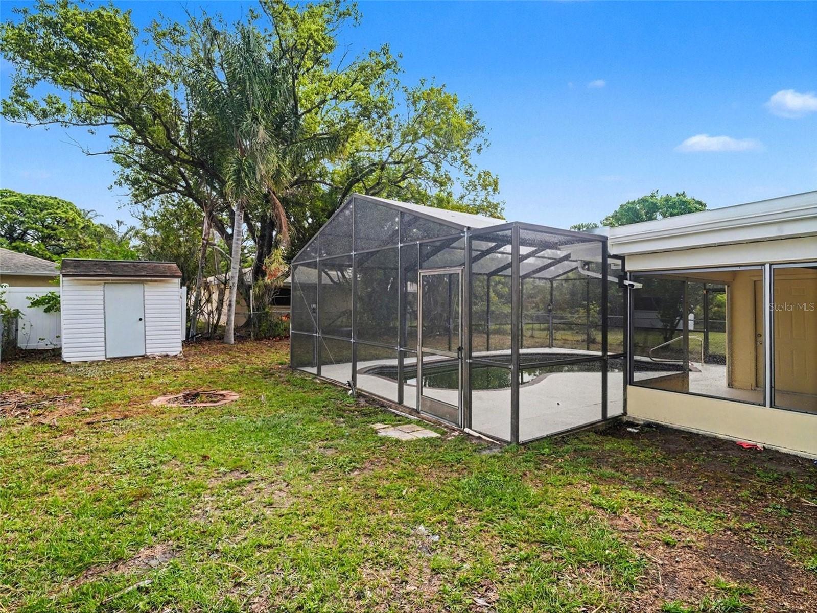 SOUTHRIDGE - Residential