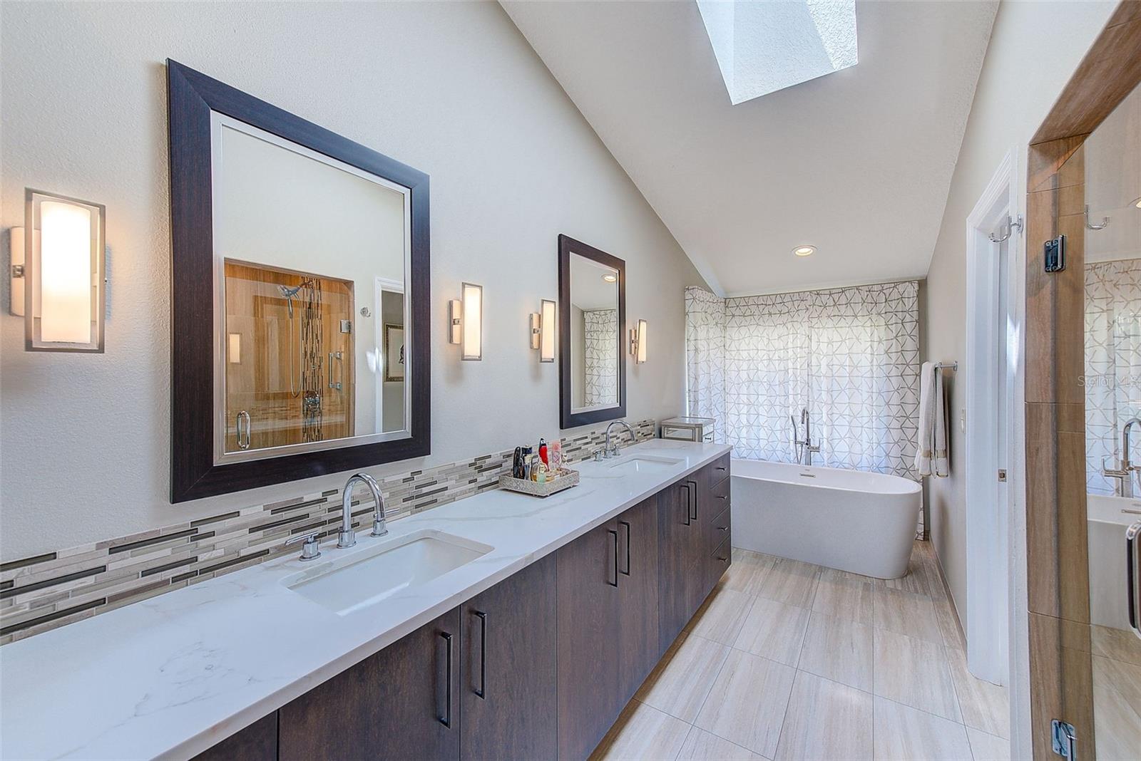 HEATHERWOOD UNIT ONE CONDO - Residential