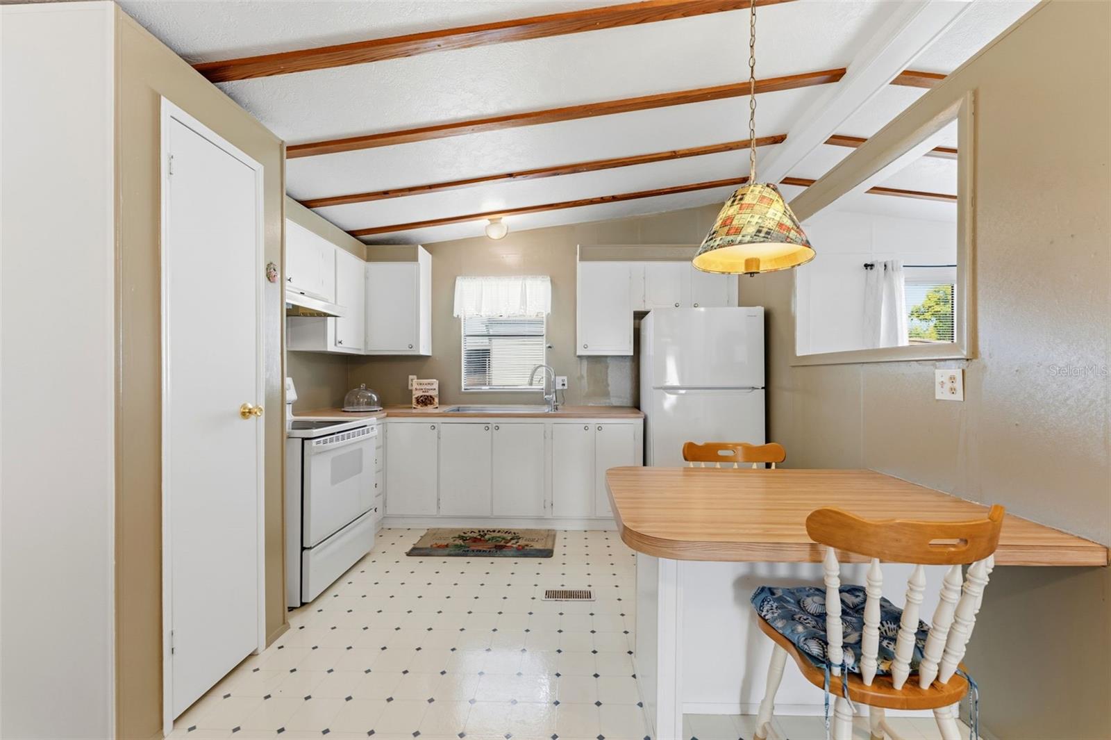 TIMBER LAKE ESTATES - Residential