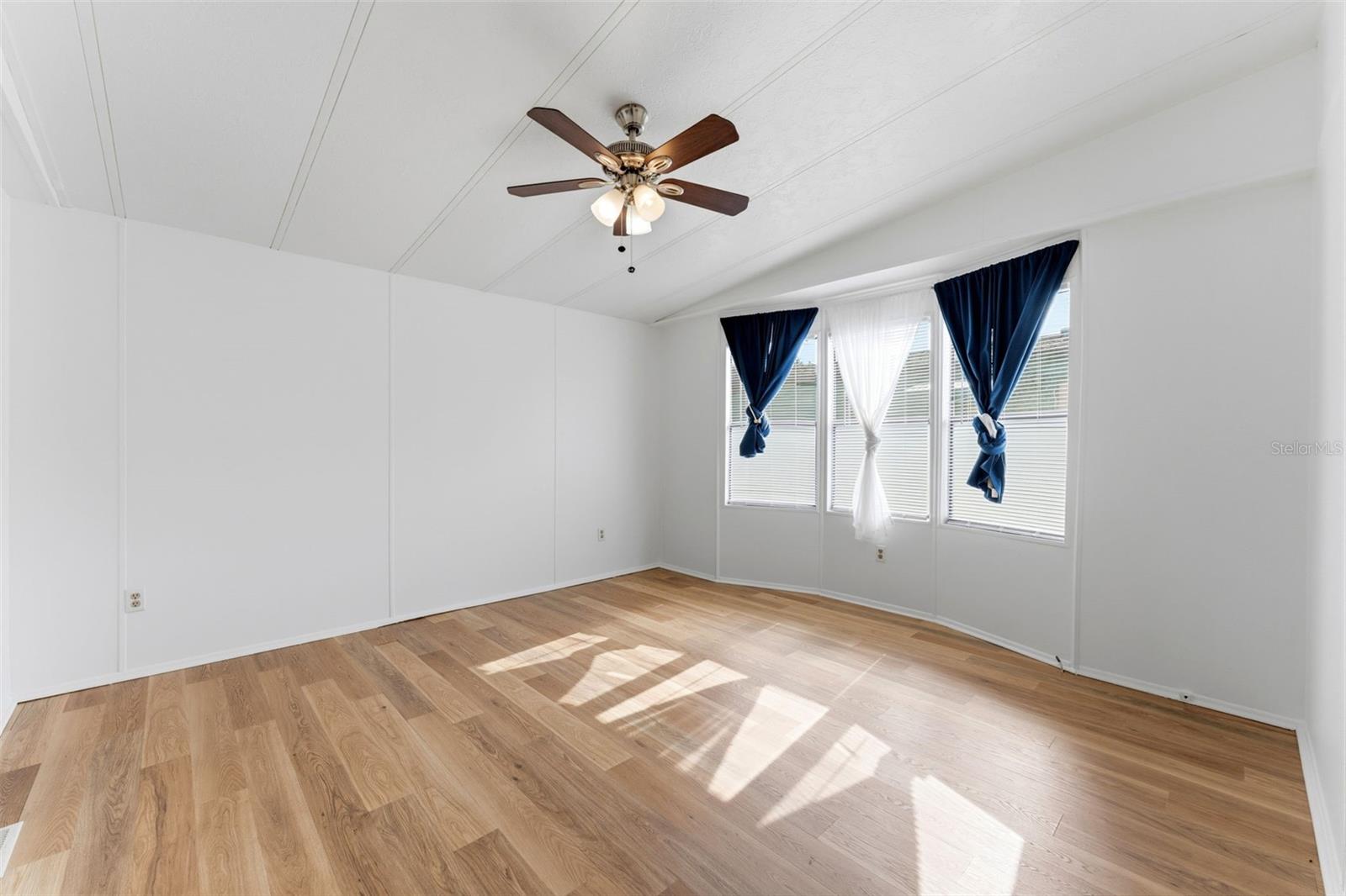 TIMBER LAKE ESTATES - Residential