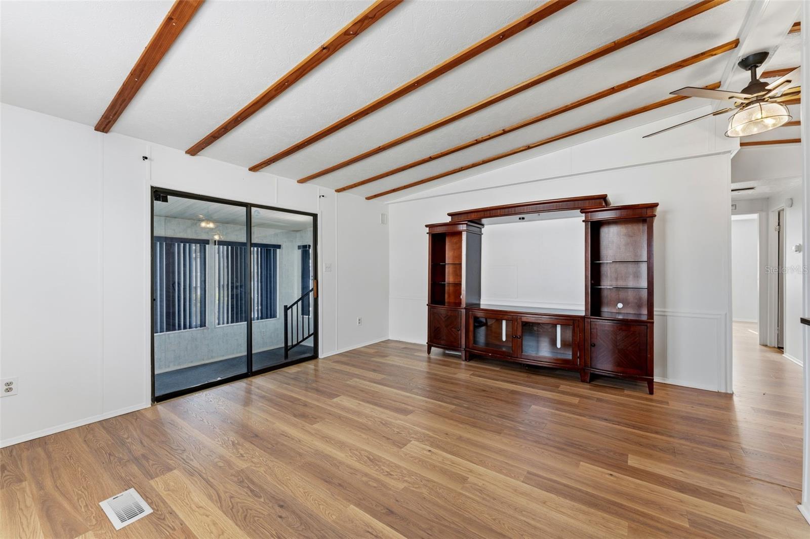 TIMBER LAKE ESTATES - Residential