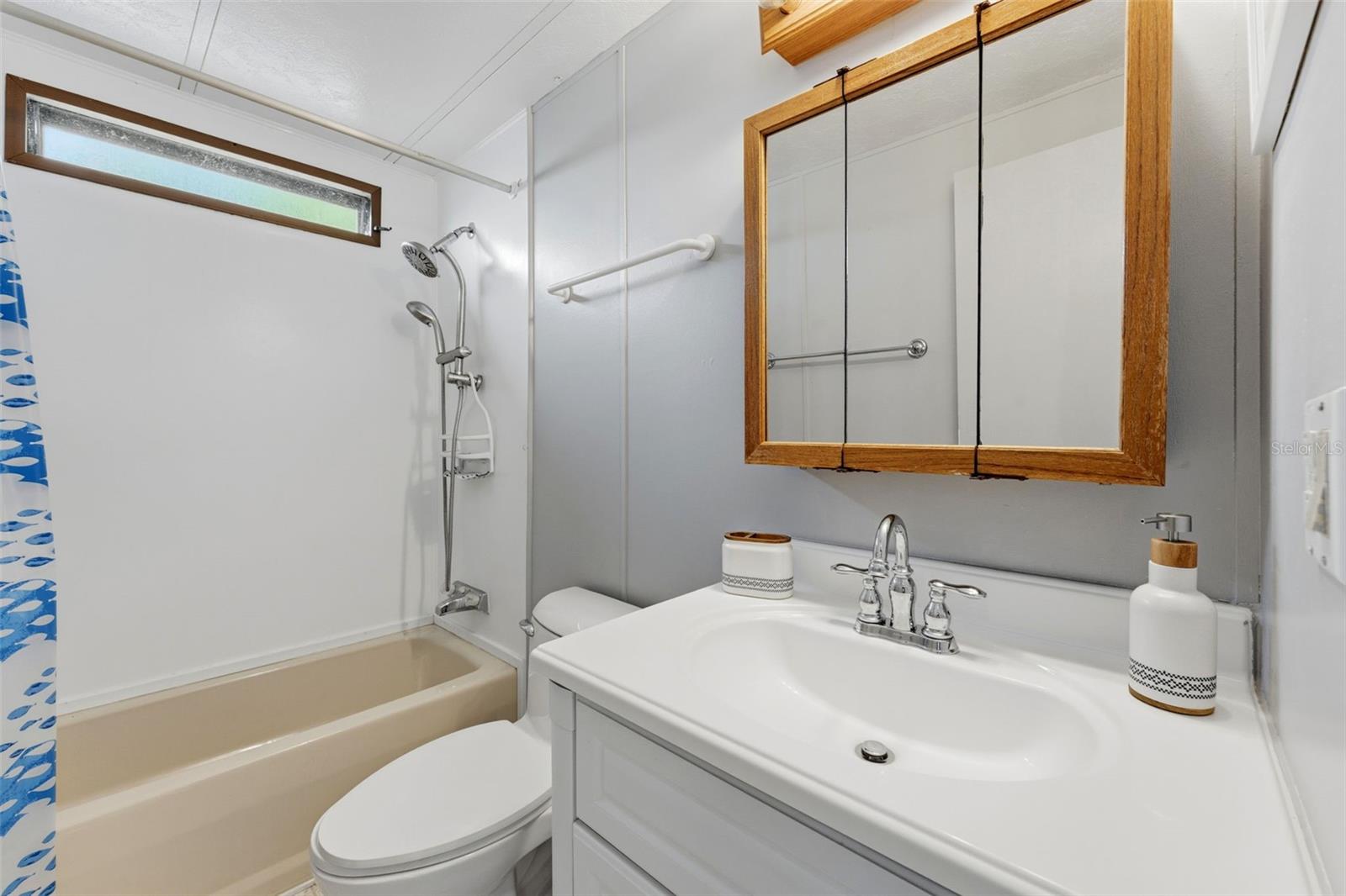 TIMBER LAKE ESTATES - Residential