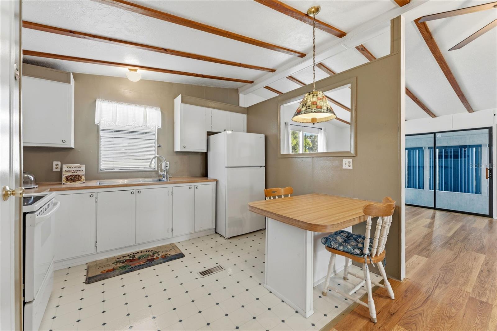 TIMBER LAKE ESTATES - Residential