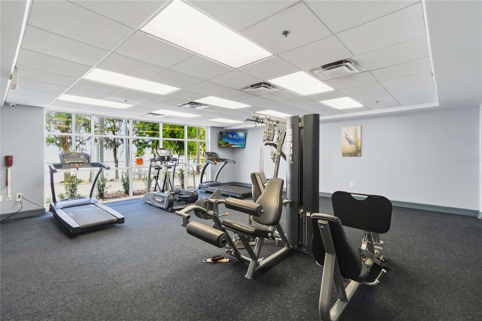 BLUE HERON BCH RESIDENCE TWR 02 CONDO - Residential
