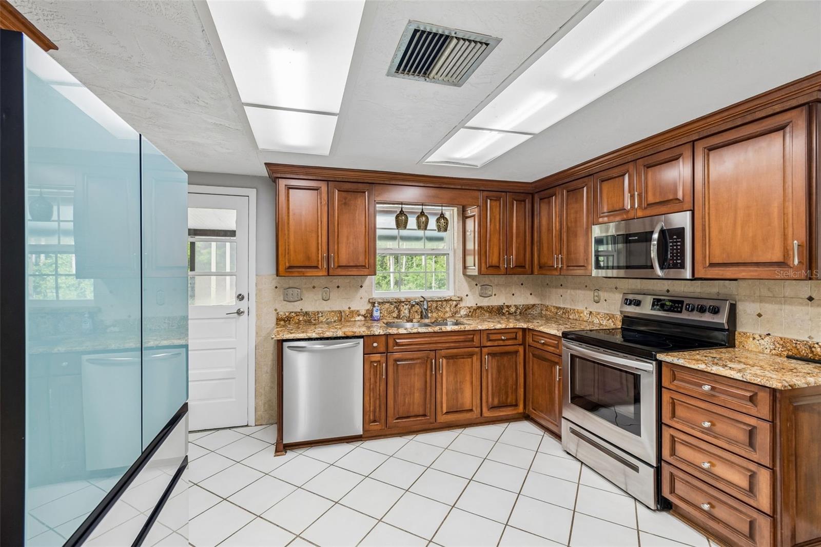 TANGLEWOOD EAST - Residential