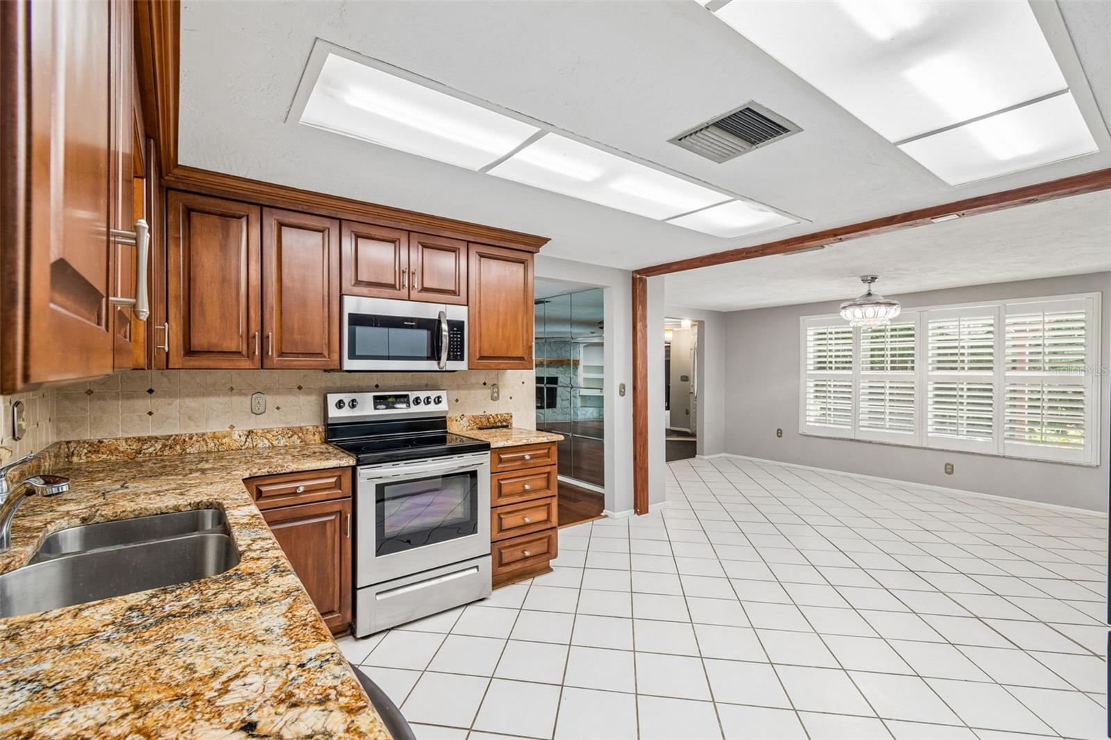 TANGLEWOOD EAST - Residential