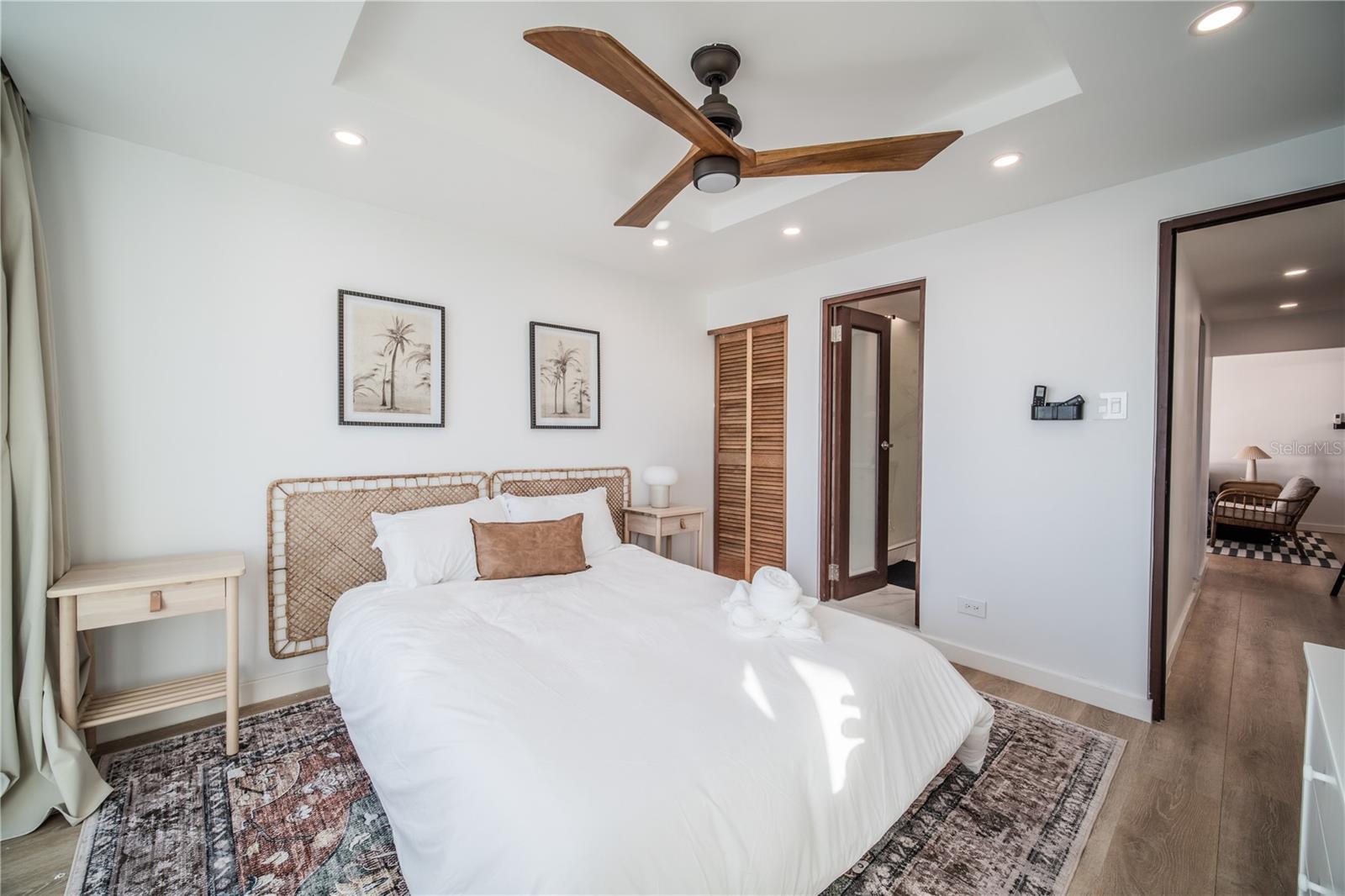 COND ISLETA MARINA - Residential