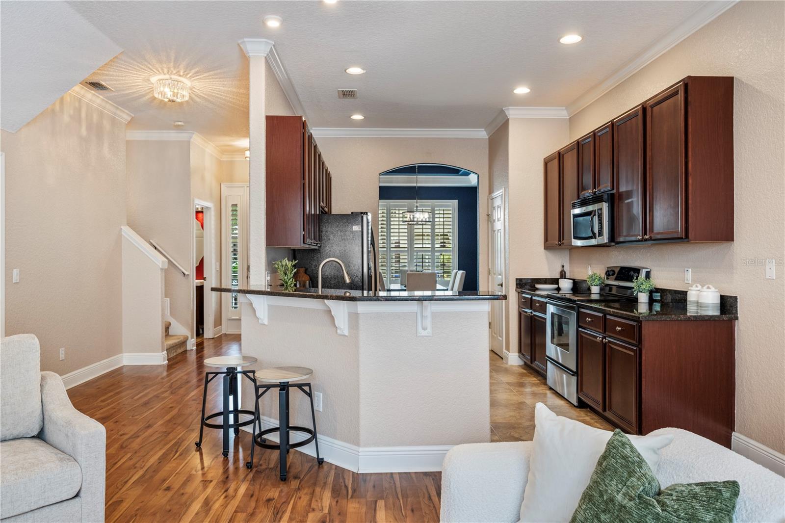 HIGHCROFT POINTE TWNHMS - Residential