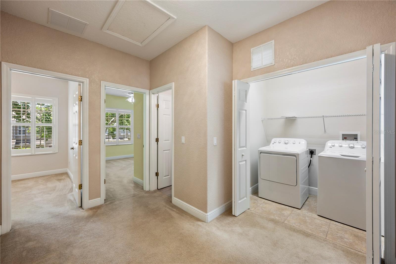 HIGHCROFT POINTE TWNHMS - Residential