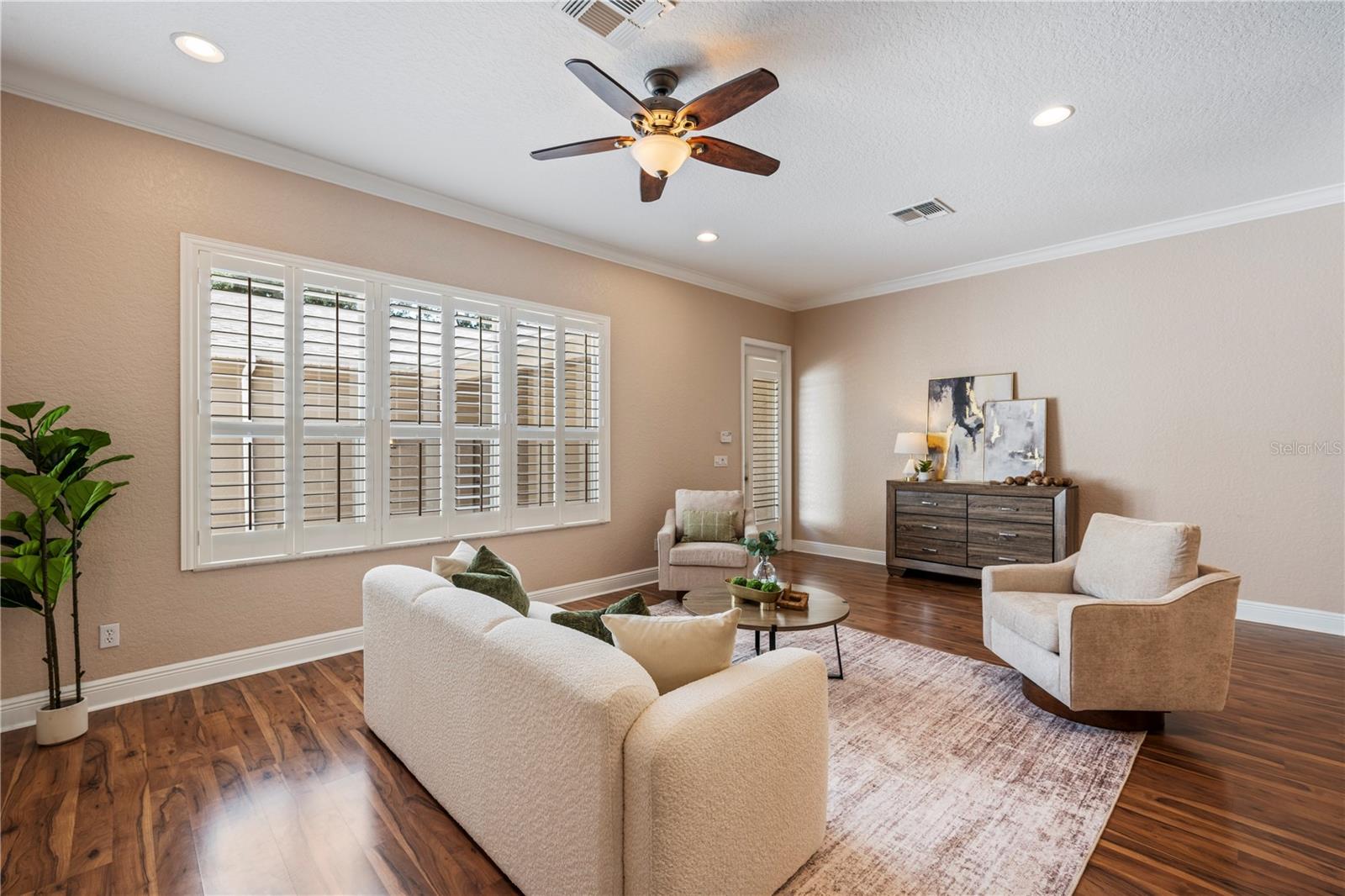HIGHCROFT POINTE TWNHMS - Residential