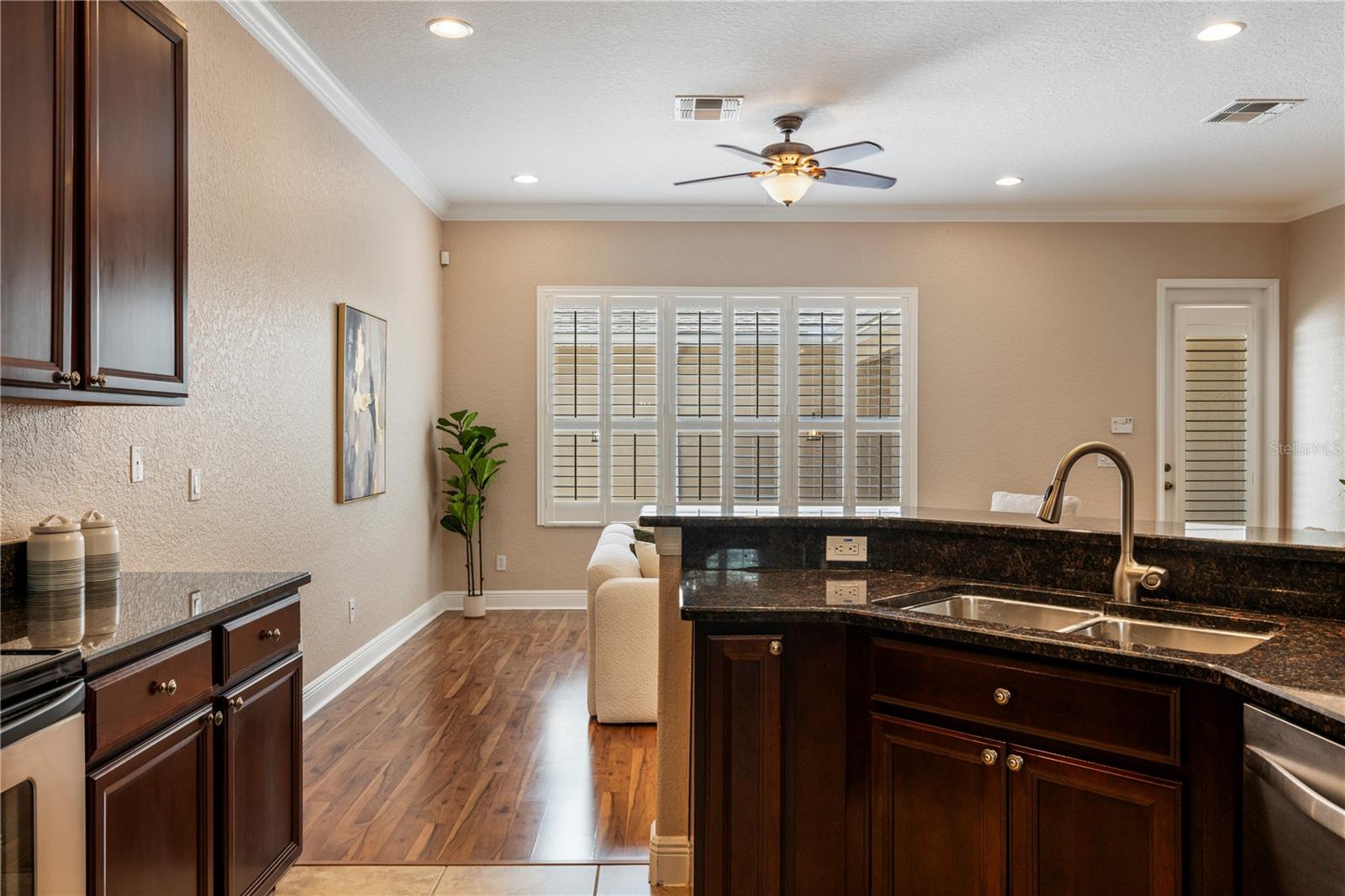 HIGHCROFT POINTE TWNHMS - Residential