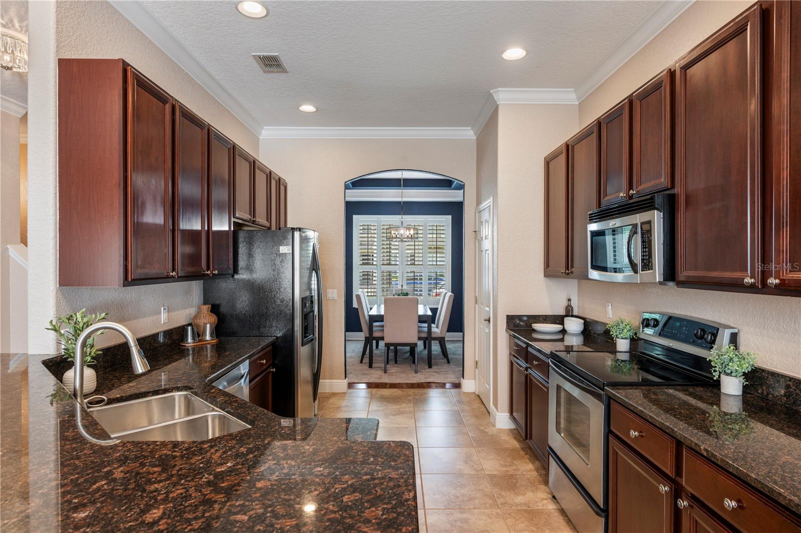 HIGHCROFT POINTE TWNHMS - Residential