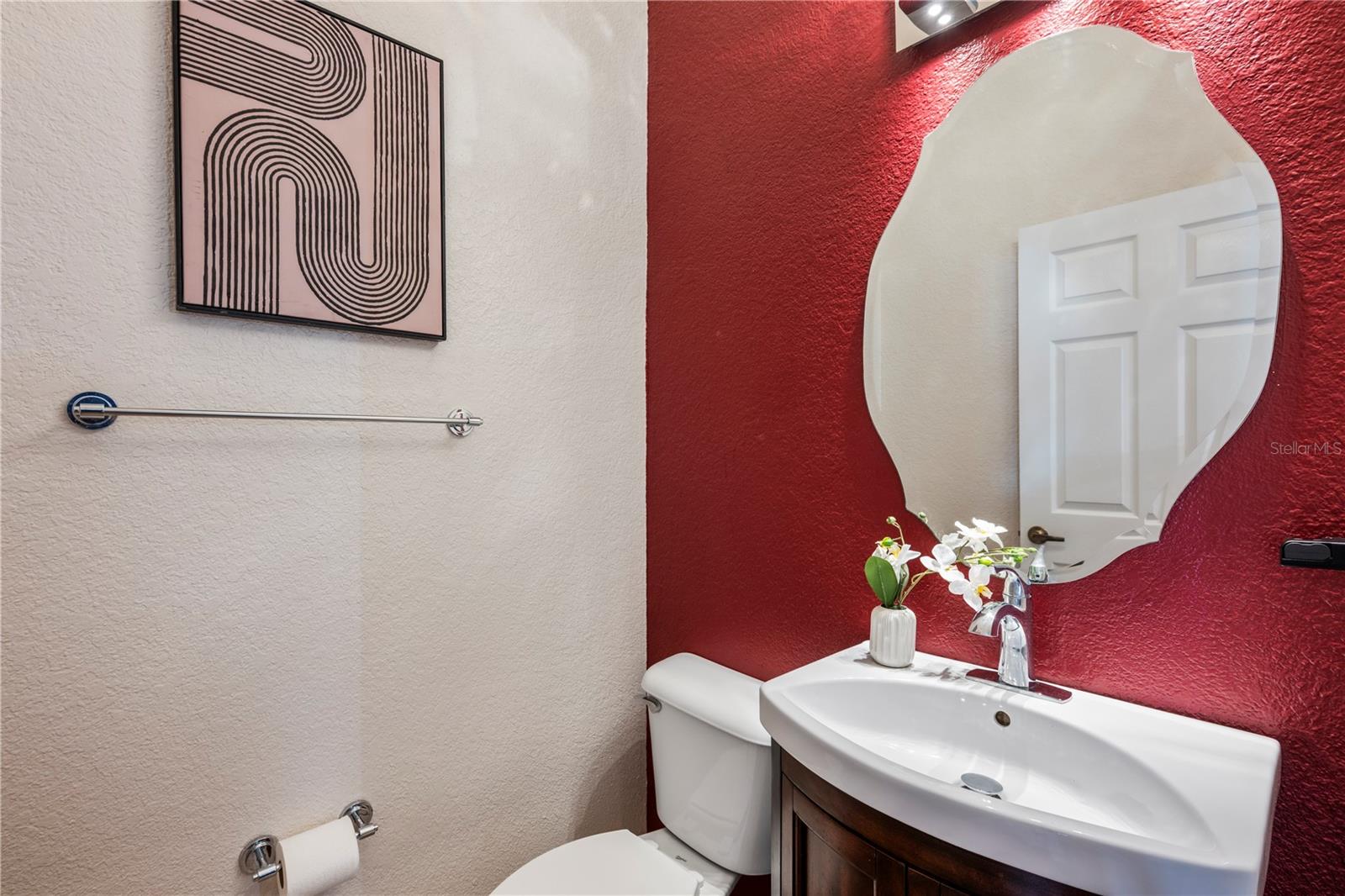 HIGHCROFT POINTE TWNHMS - Residential