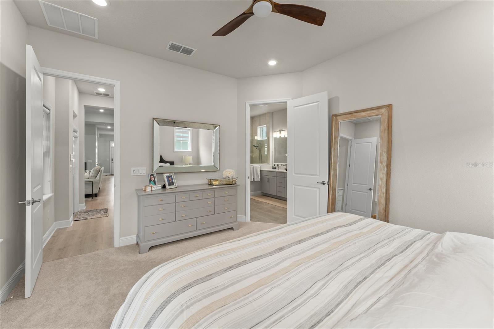OAKLAND PARKB-1 - Residential
