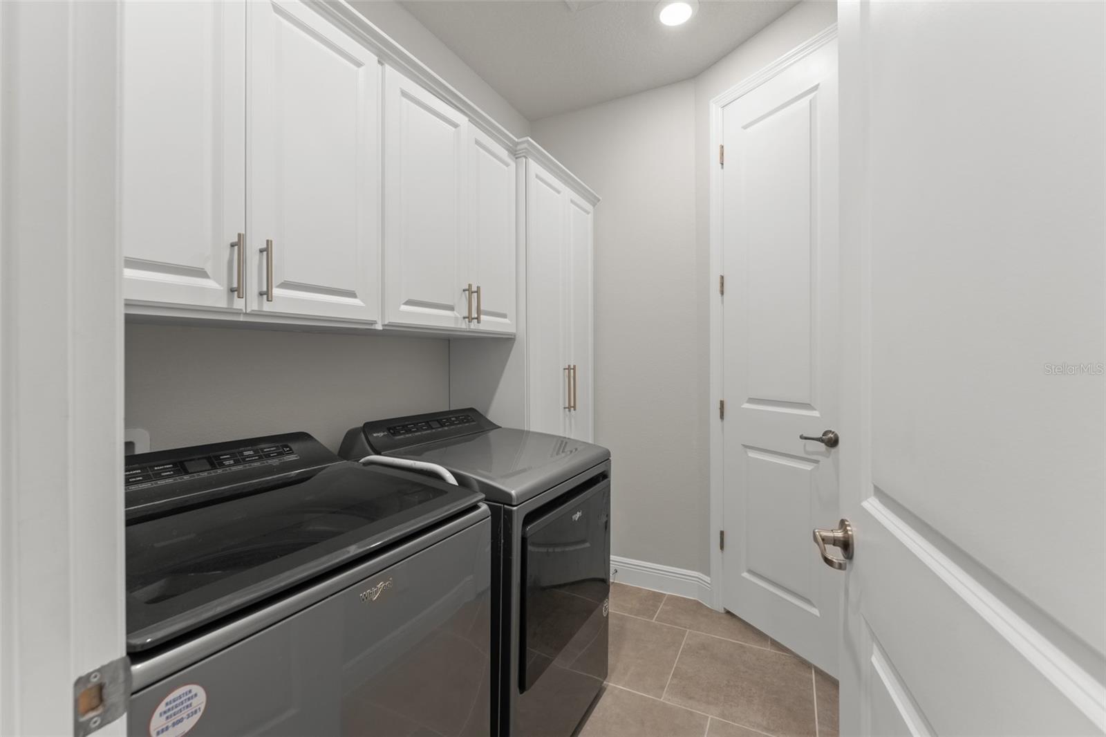 OAKLAND PARKB-1 - Residential