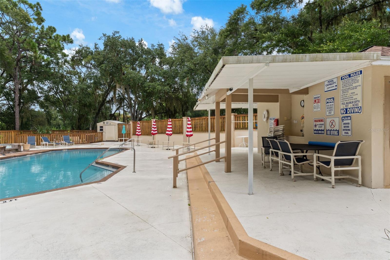 LAKESIDE VILLAGE - Residential