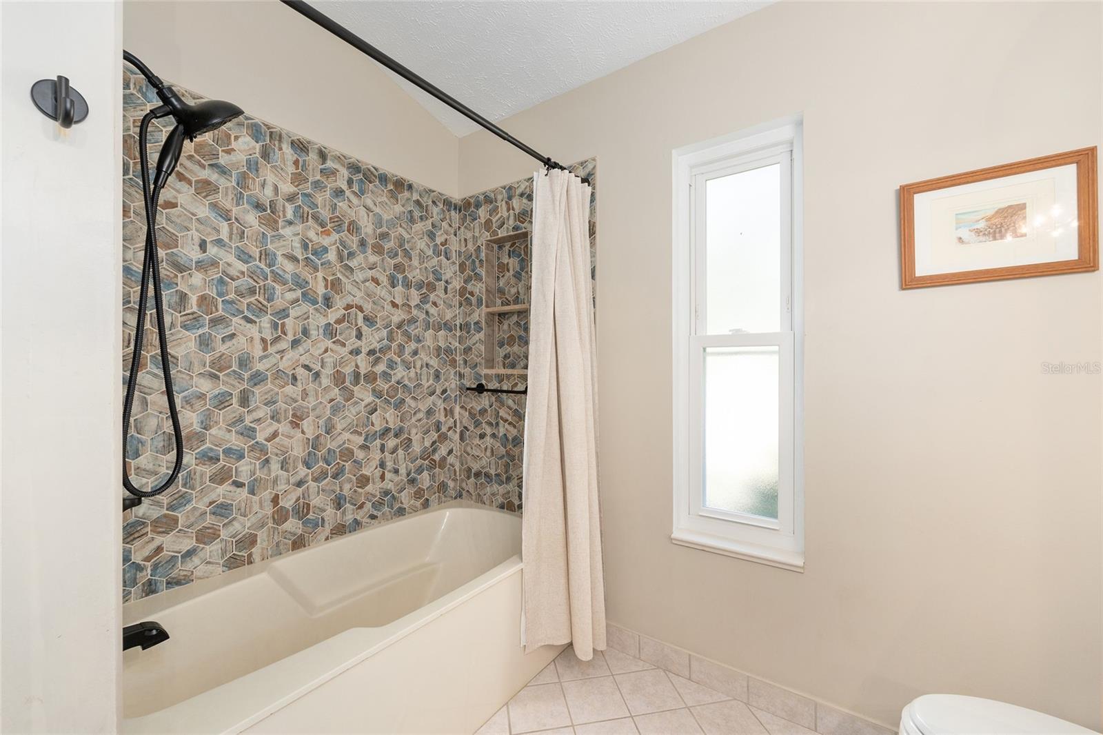 COUNTRY WOODS ESTATE - Residential