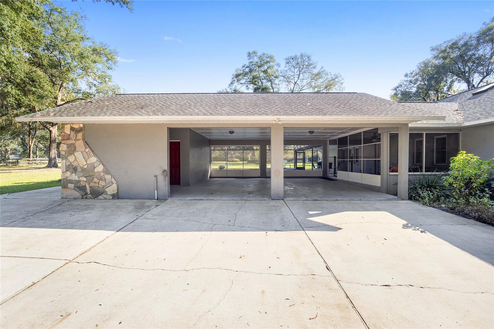 COUNTRY WOODS ESTATE - Residential