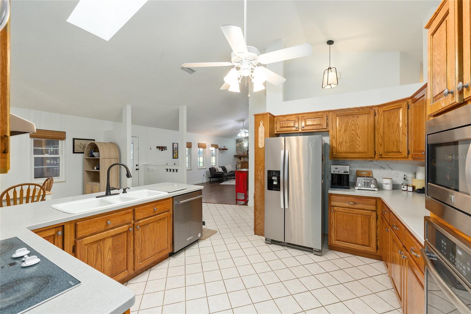 COUNTRY WOODS ESTATE - Residential