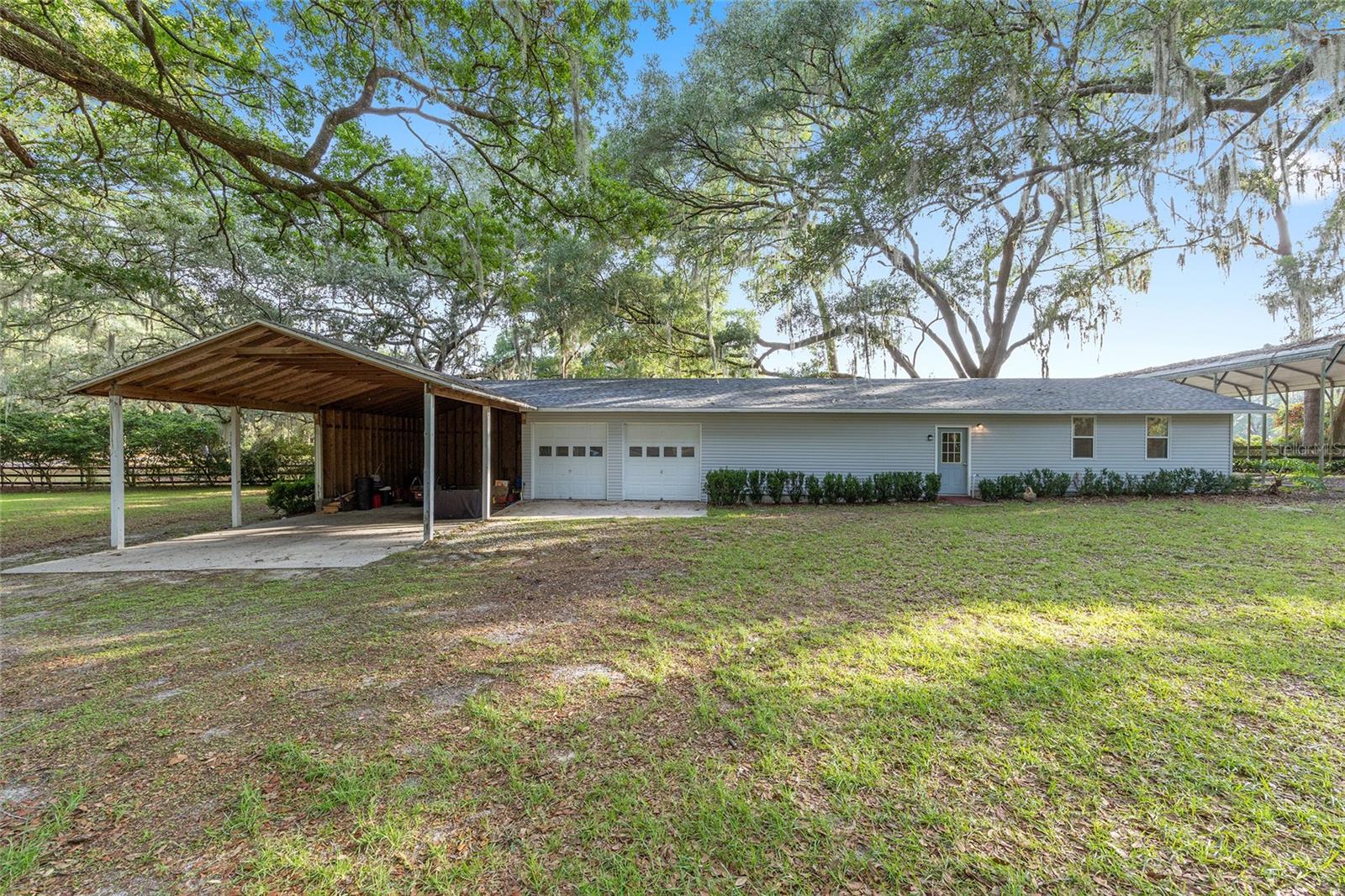 COUNTRY WOODS ESTATE - Residential