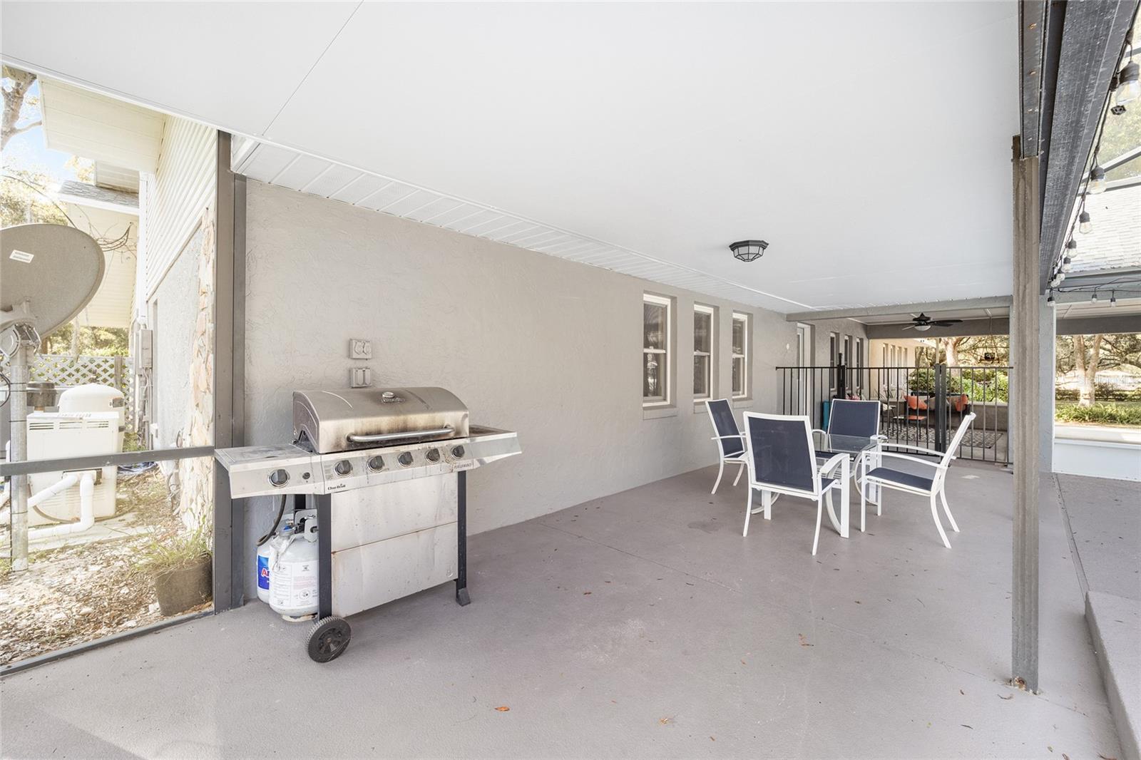 COUNTRY WOODS ESTATE - Residential