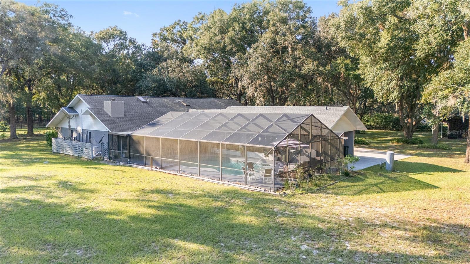 COUNTRY WOODS ESTATE - Residential