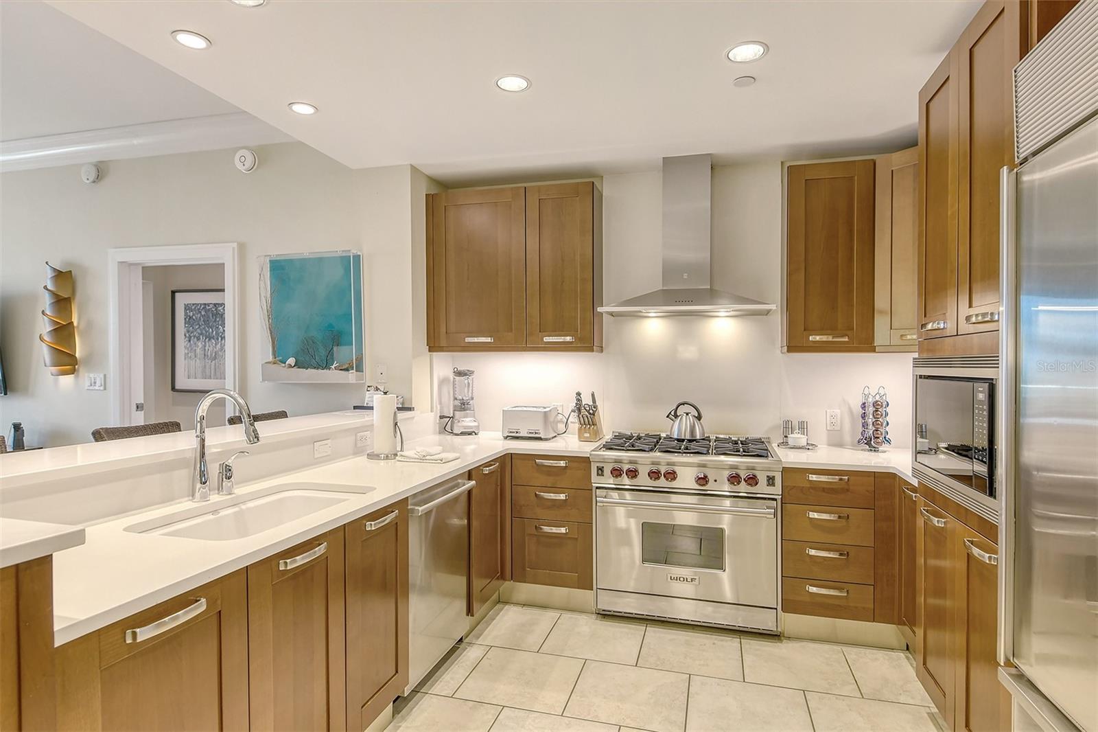 SIESTA KEY BEACH RESIDENCES - Residential