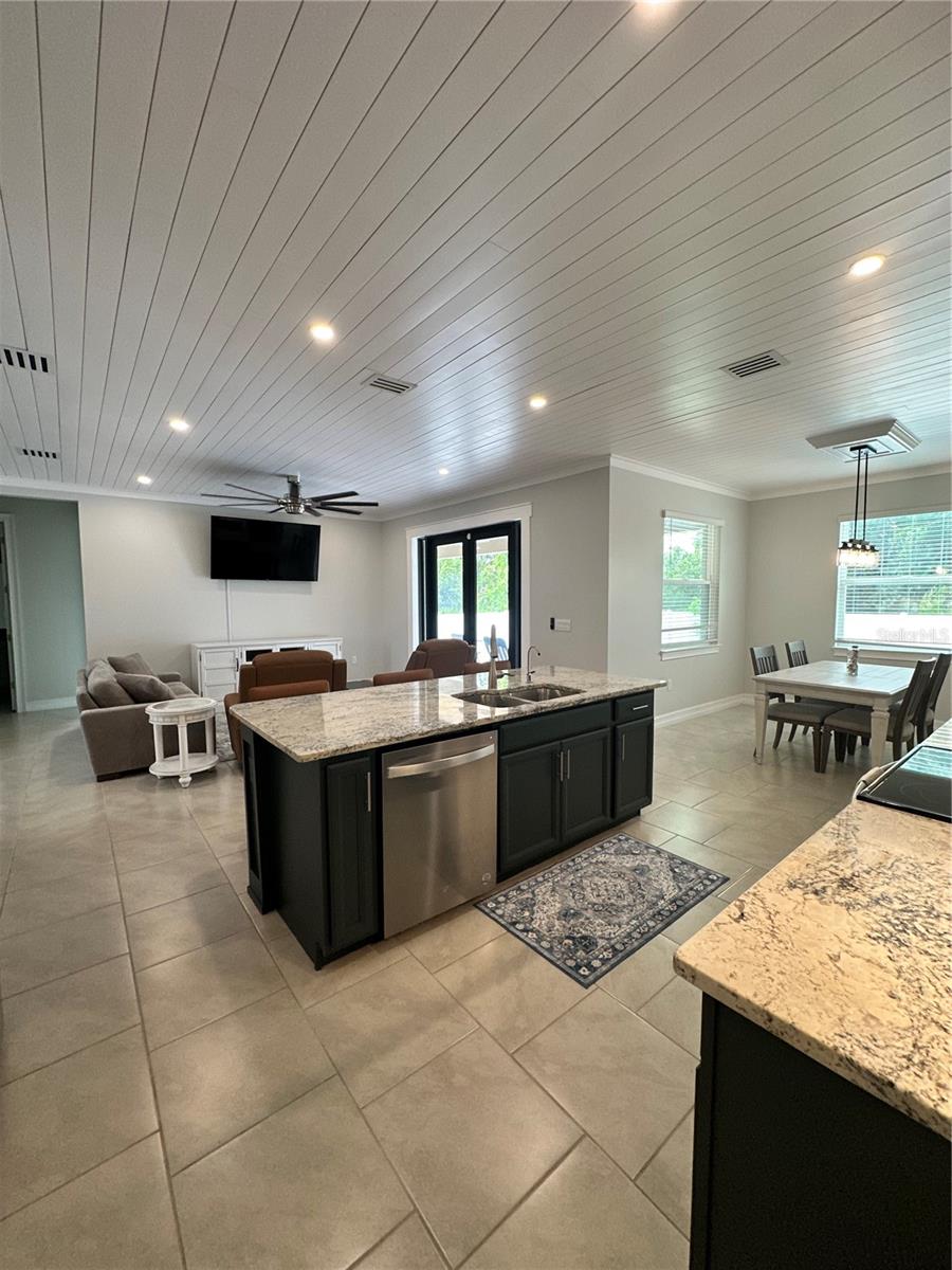 PORT CHARLOTTE SUB 51 - Residential Lease